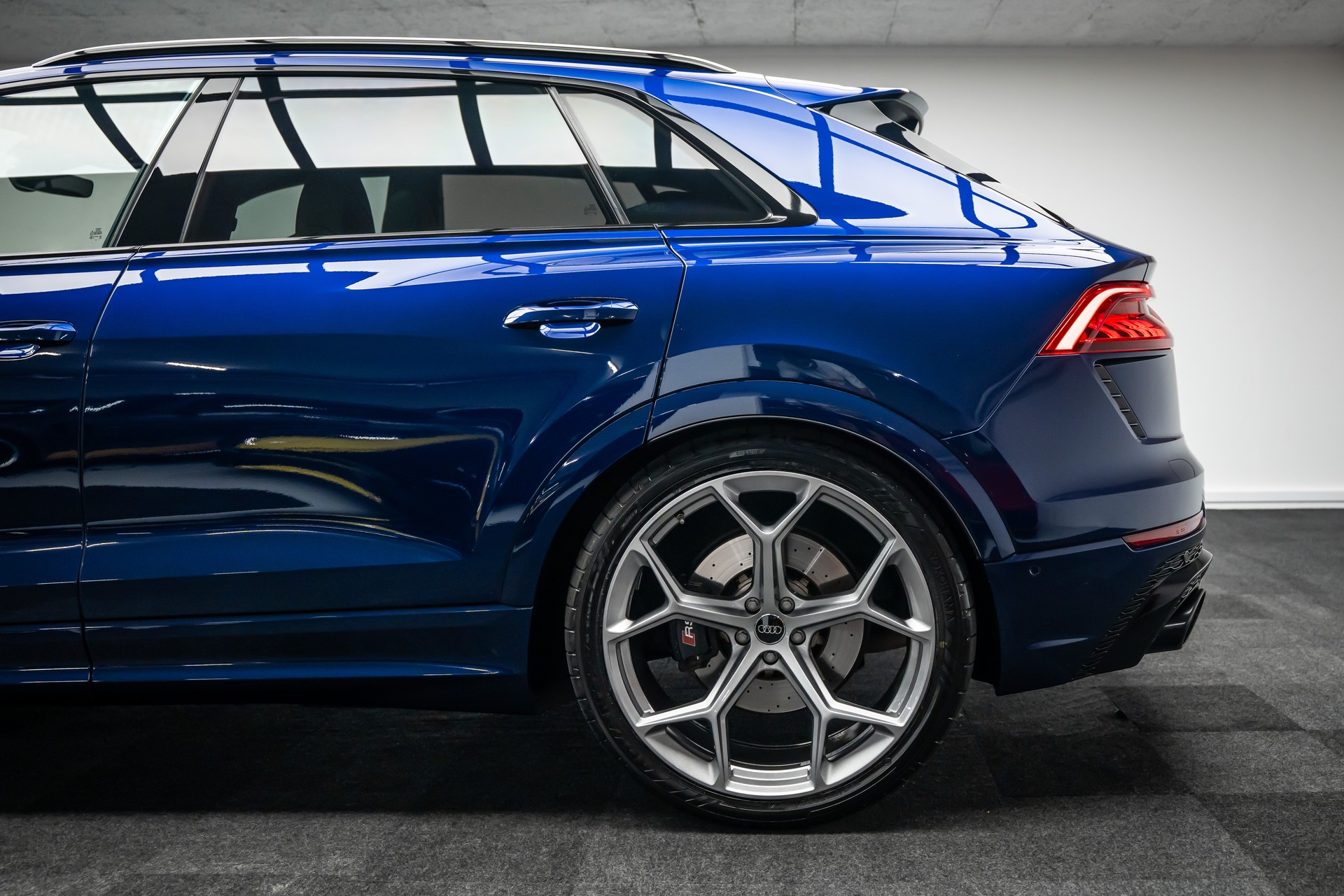 AUDI RSQ8 * 23 ZOLL * PANORAMA * AHK * LEASING AB 709.- *-image-2