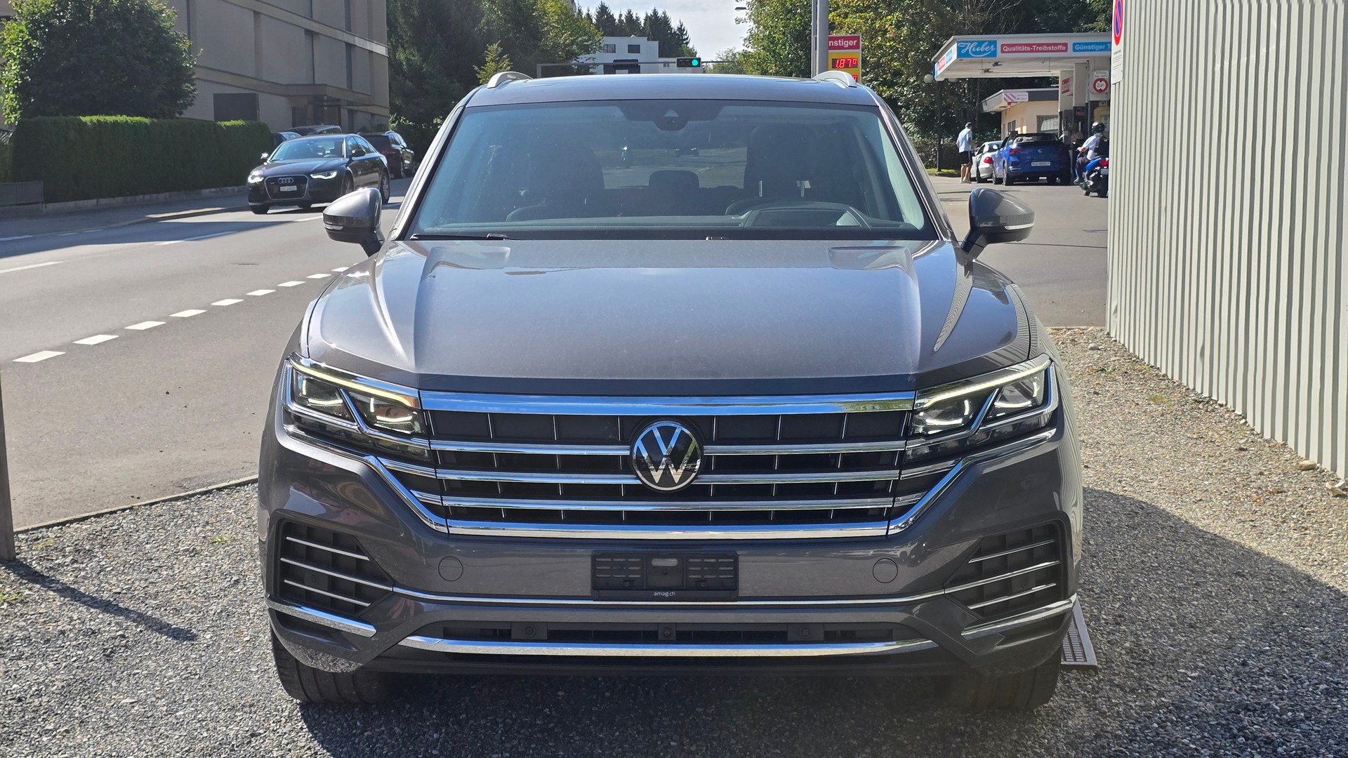 VW Touareg 3.0 TDI Elegance Tiptronic-showroom-element-1