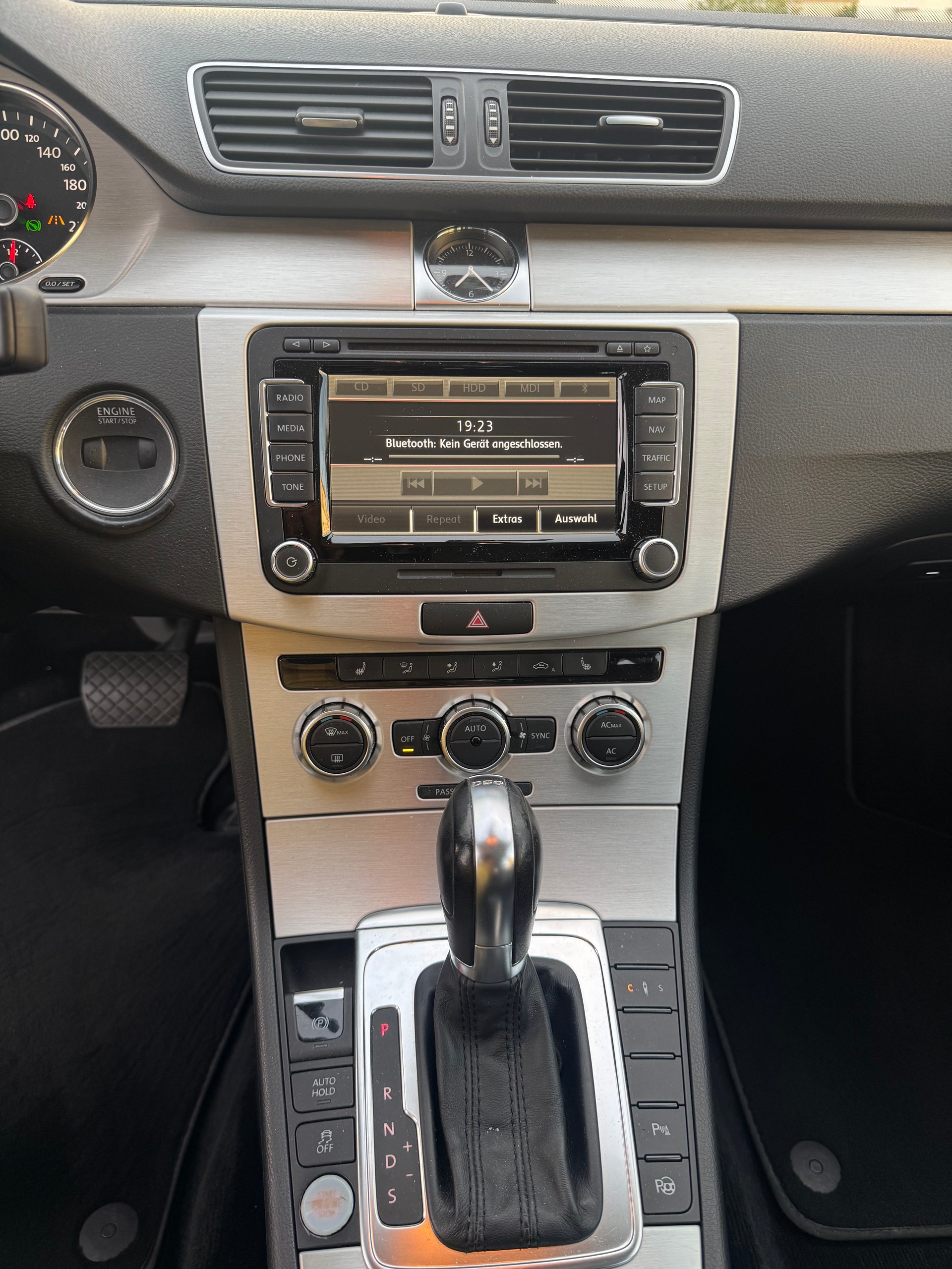 VW VW PASSAT V 3.6 4MOTION AUTOMATIK-image-13