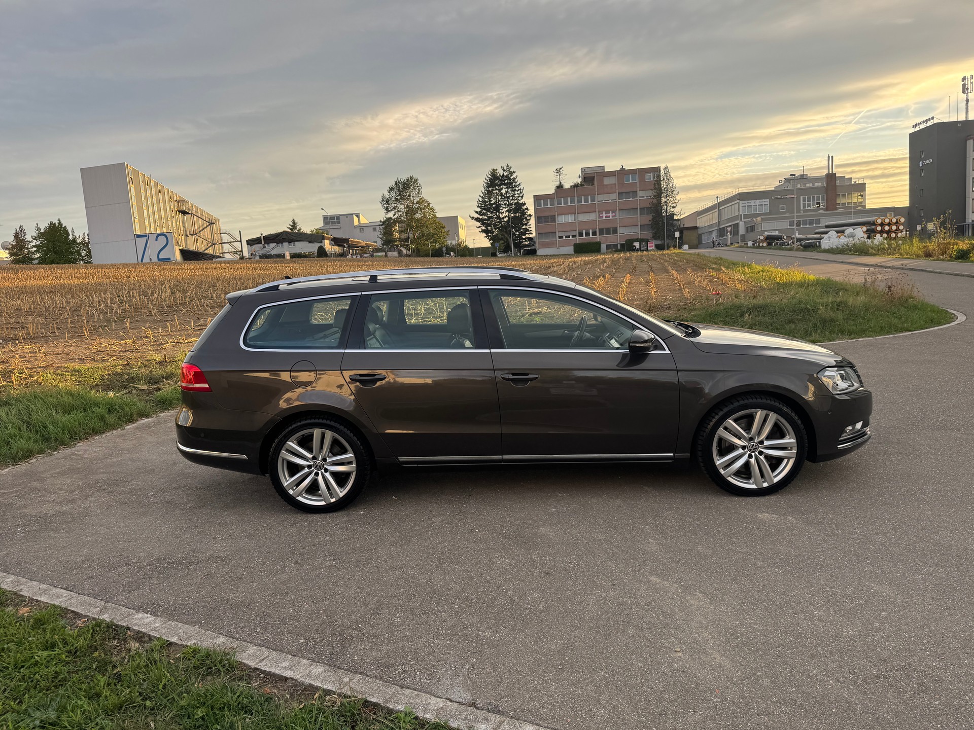 VW VW PASSAT V 3.6 4MOTION AUTOMATIK-image-2