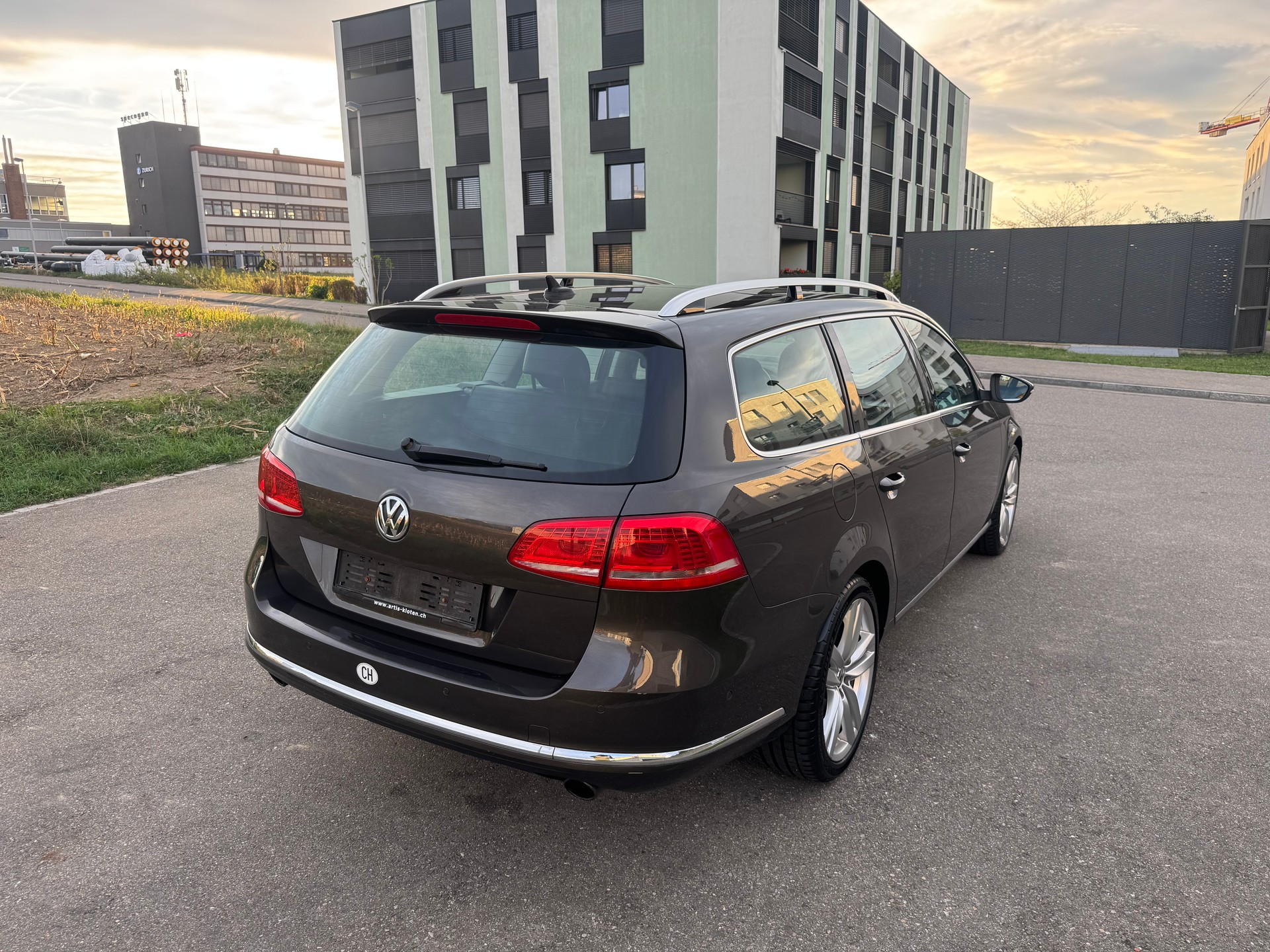 VW VW PASSAT V 3.6 4MOTION AUTOMATIK-image-4