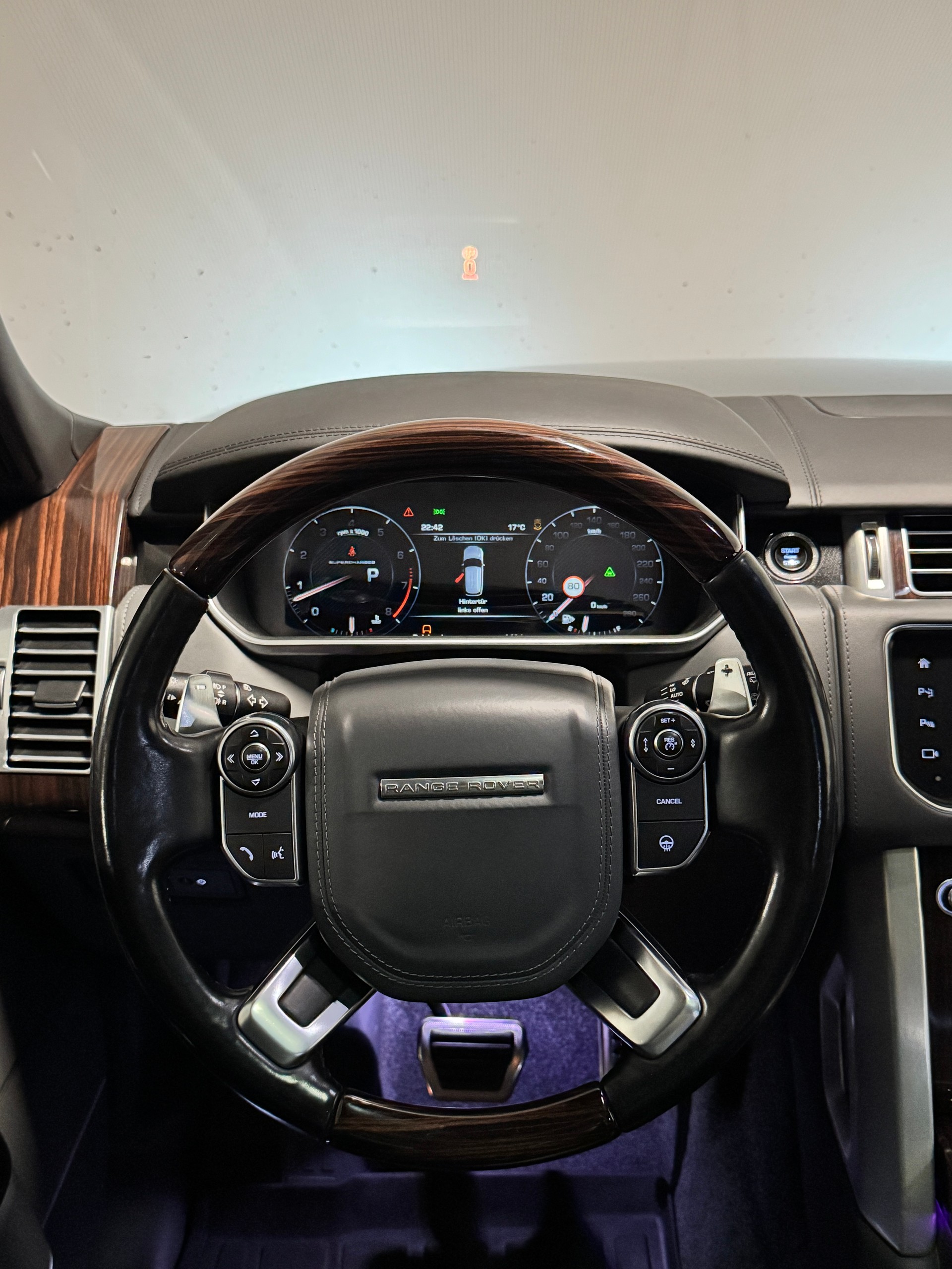 LAND ROVER Range Rover LWB 5.0 V8 SV Autobiography *Two Tone* *Fond Sitze* *Vollausstattung*-image-12