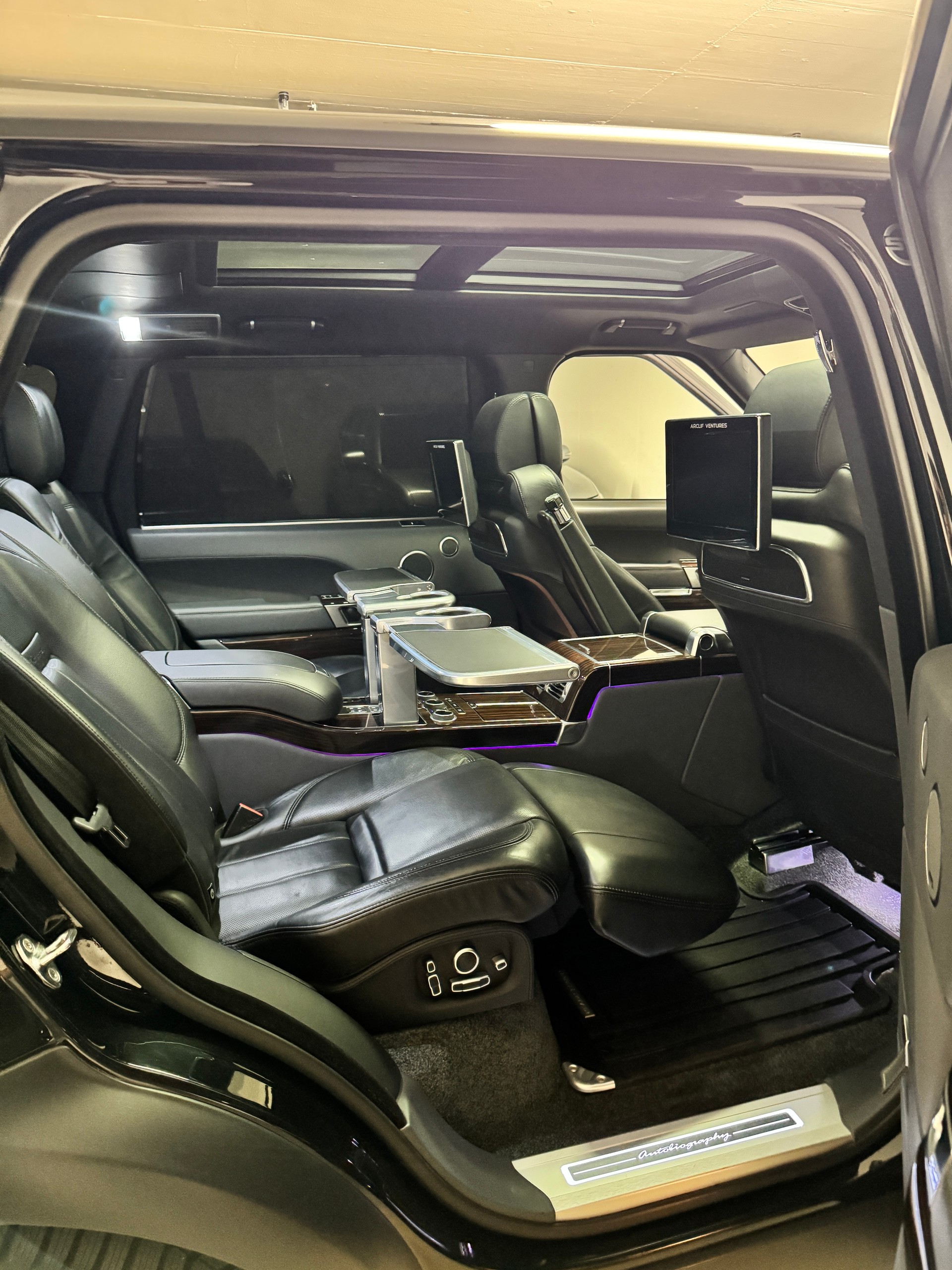 LAND ROVER Range Rover LWB 5.0 V8 SV Autobiography *Two Tone* *Fond Sitze* *Vollausstattung*-image-7