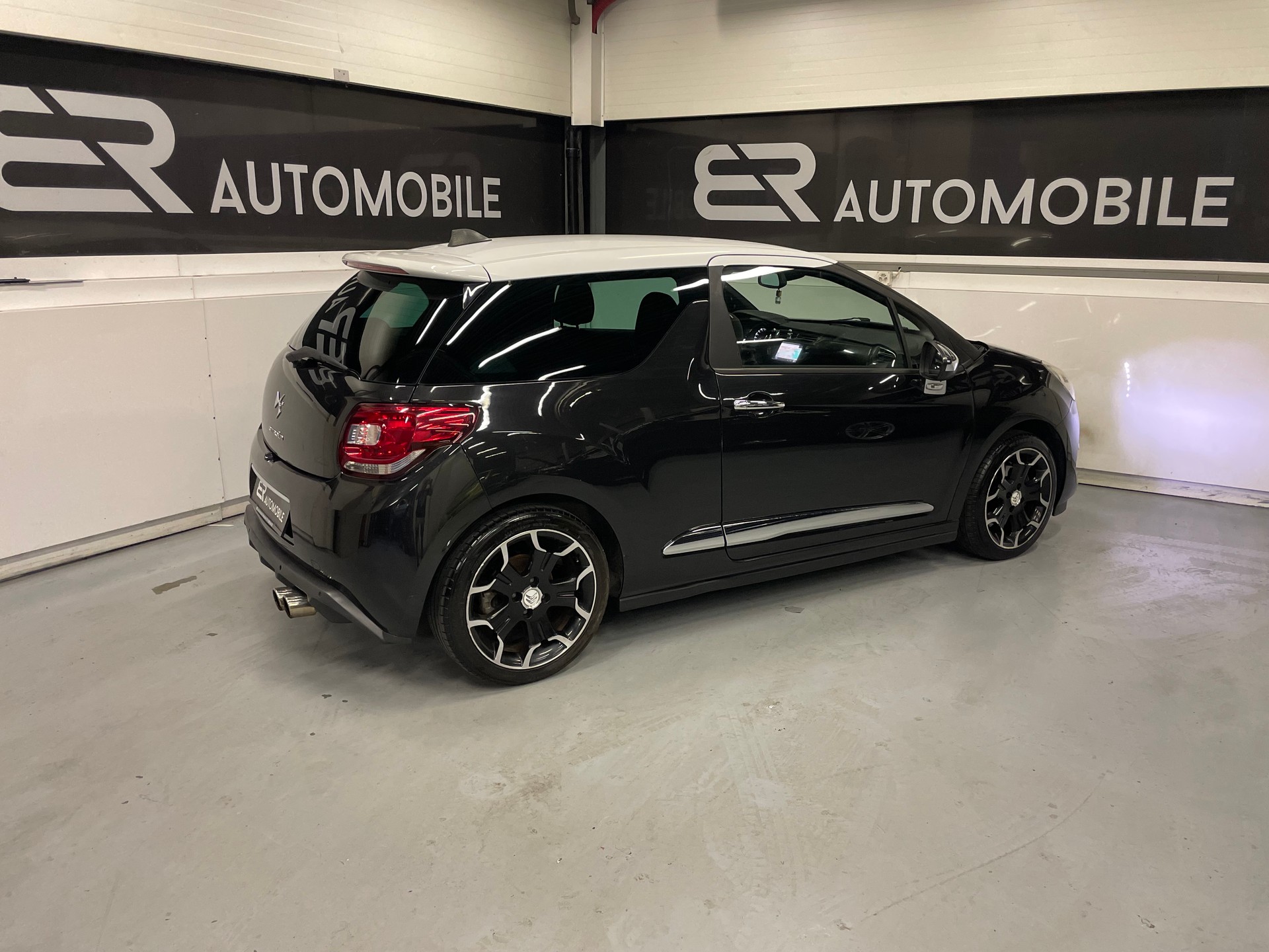 DS AUTOMOBILES DS3 1.6 THP Sport Chic-image-2