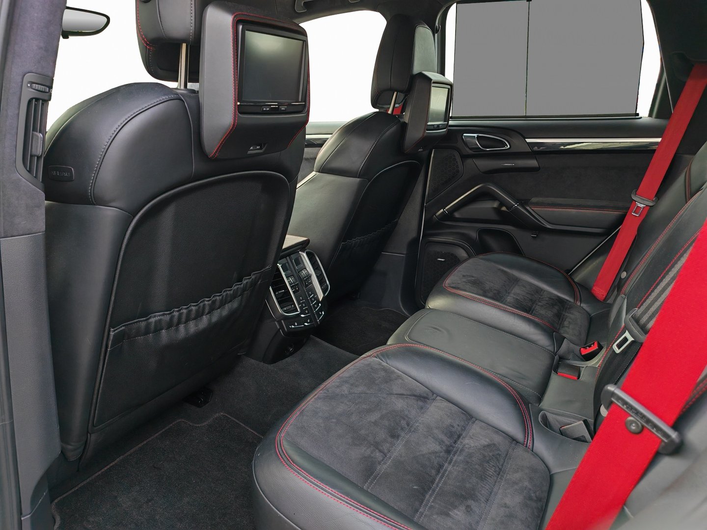 PORSCHE Cayenne GTS – 420 ch V8 – PDC av/ar, vitres surteintées [Expertisé + Garantie 12 mois]-image-13
