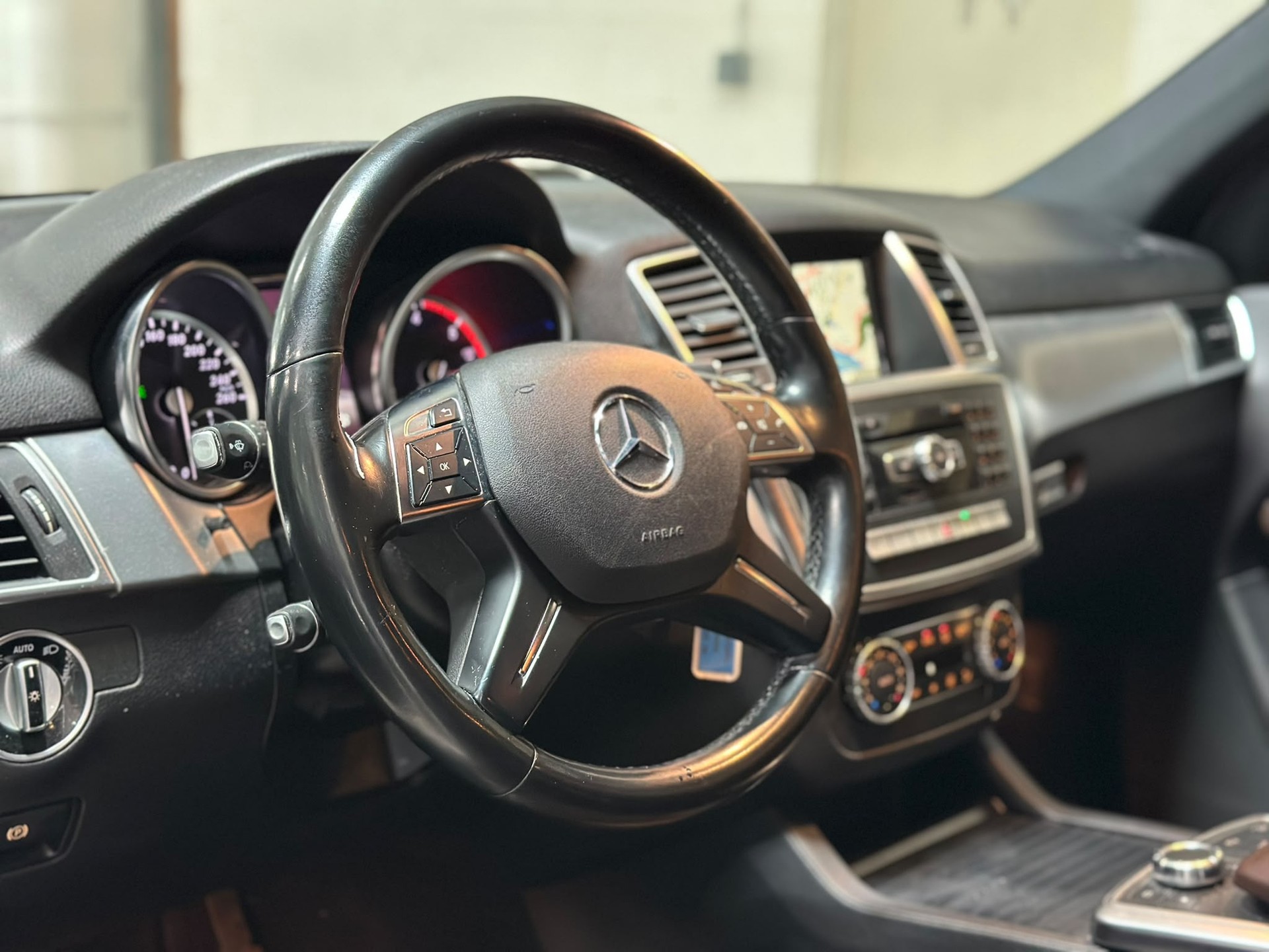 MERCEDES-BENZ ML 350 BlueTEC 4Matic 7G-Tronic-image-13