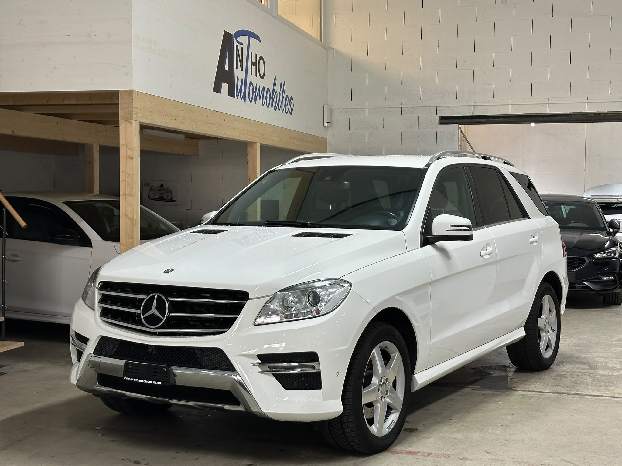 MERCEDES-BENZ ML 350 BlueTEC 4Matic 7G-Tronic — slika 1