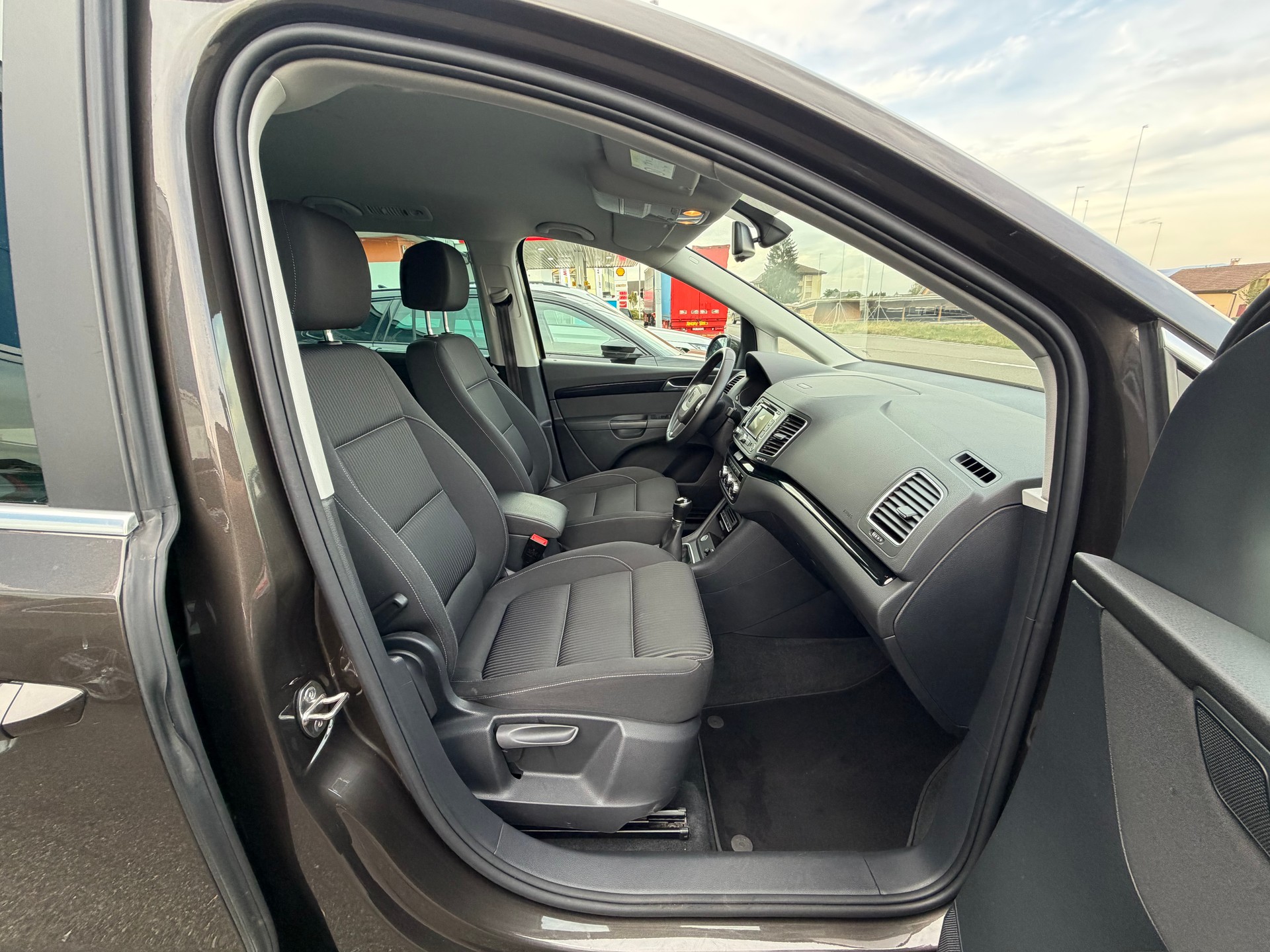 SEAT Alhambra 2.0 TDI Ecomotive Style ITECH-image-6