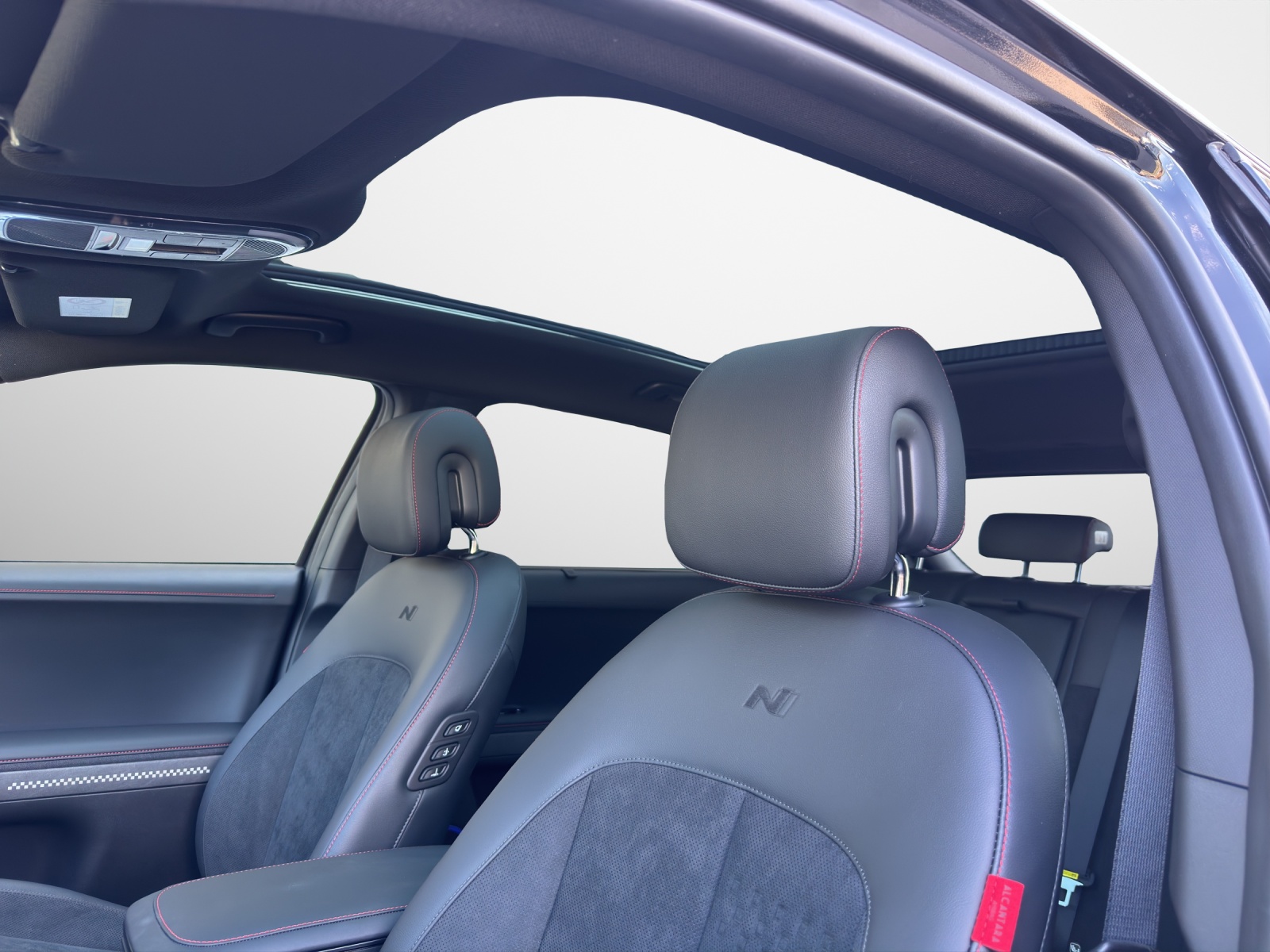 HYUNDAI Ioniq 5 84 kWh N-Line 4WD-image-12