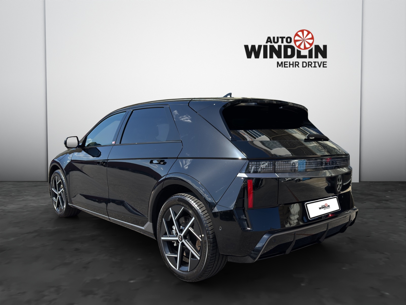 HYUNDAI Ioniq 5 84 kWh N-Line 4WD-image-2