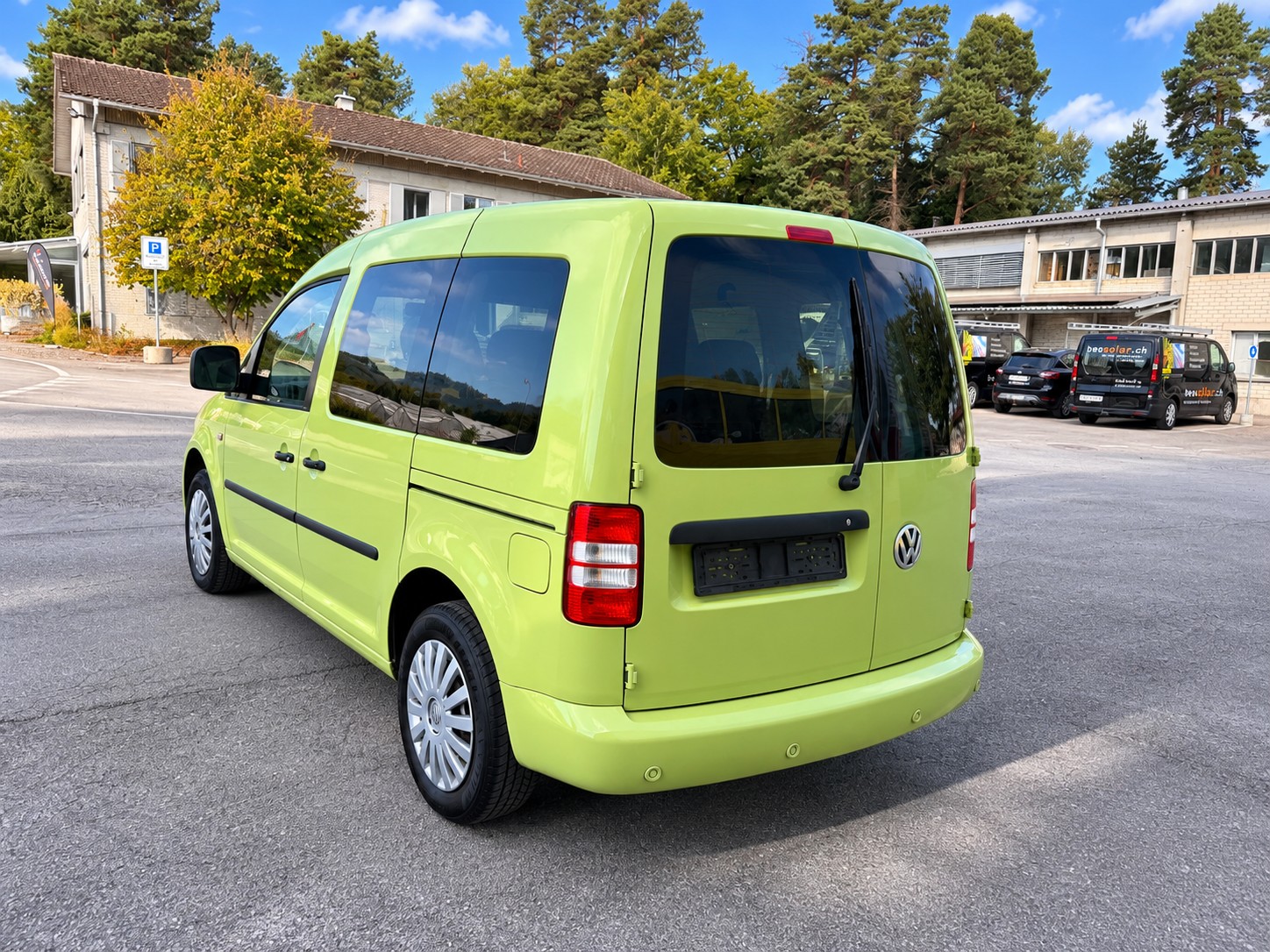 VW Caddy 1.6 TDI DSG-showroom-element-2