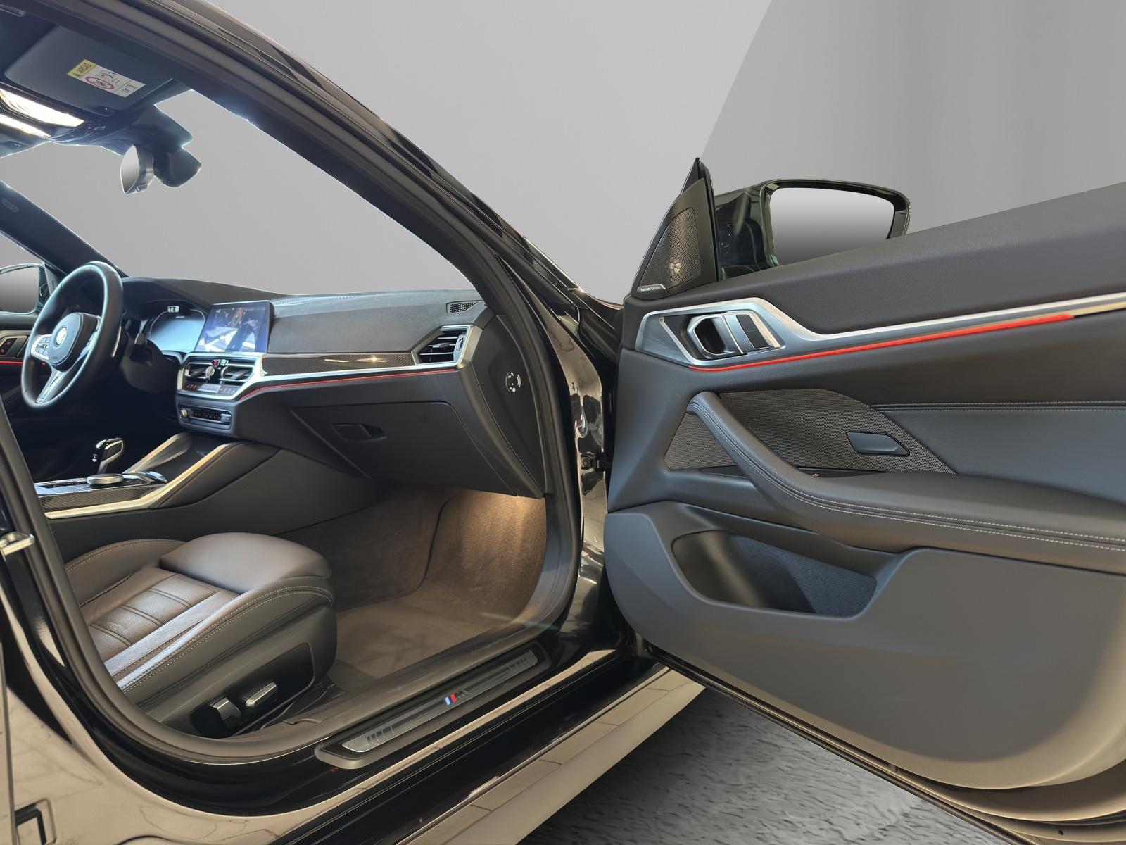 BMW 4er Gran Coupé M440i xDrive-image-18