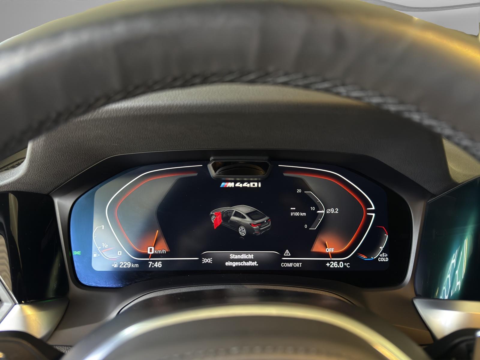 BMW 4er Gran Coupé M440i xDrive-image-11