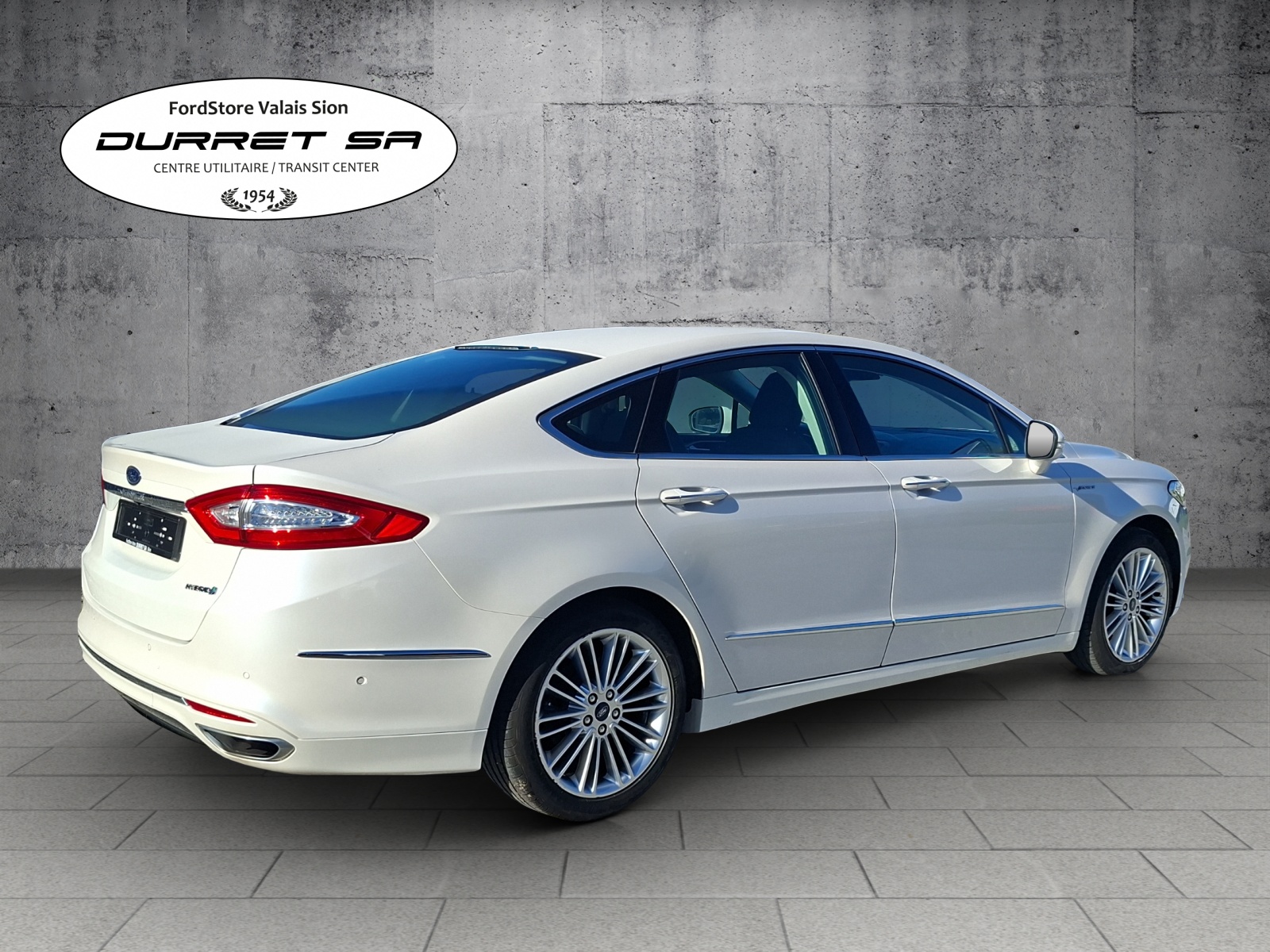 FORD Mondeo 2.0 HEV Vignale eCVT-image-2