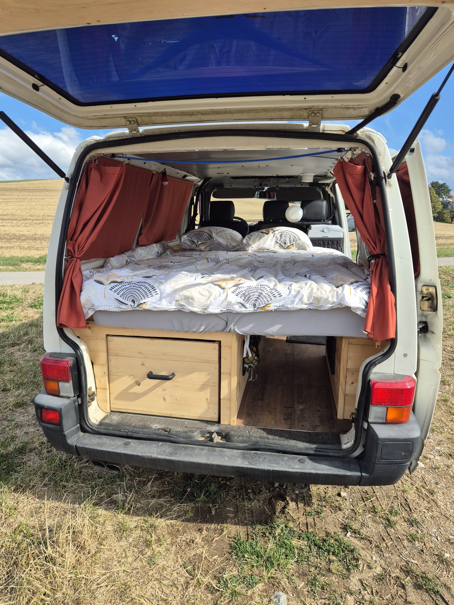 VW 2.5-image-2