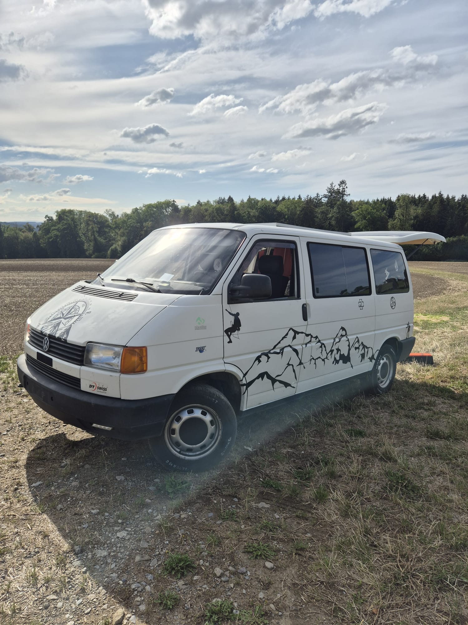 VW 2.5-image-0