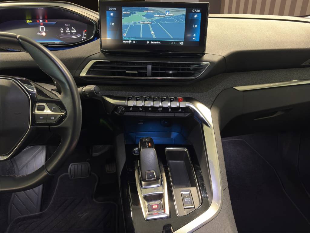PEUGEOT 3008 1.2 PureTech Allure Pack EAT8-image-15