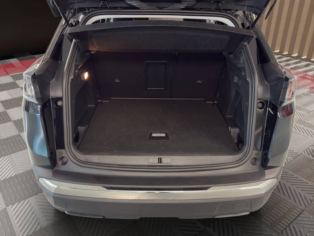 PEUGEOT 3008 1.2 PureTech Allure Pack EAT8-image-10