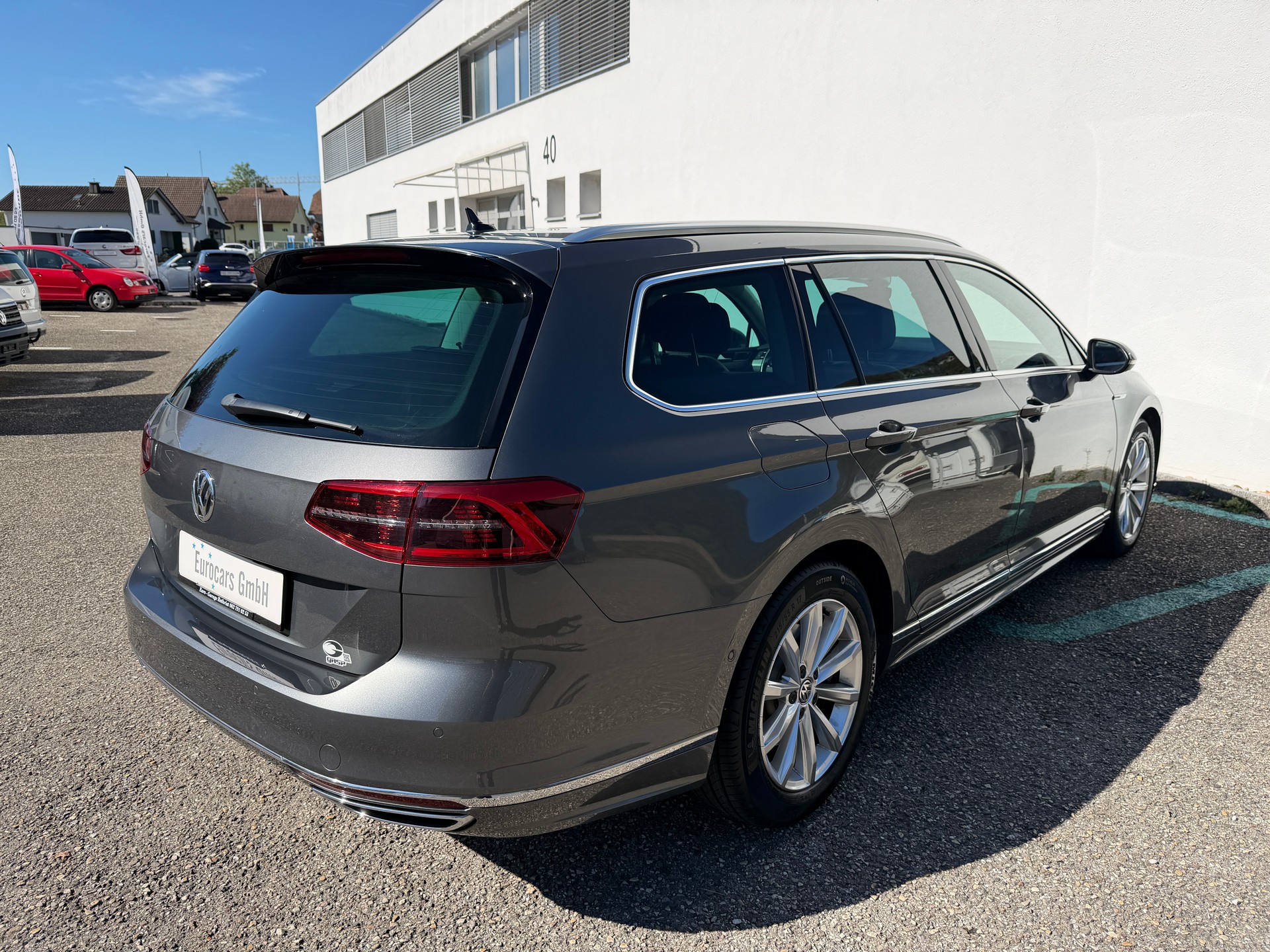 VW Passat Variant 2.0 TDI BMT High. DSG 4Motion-image-3