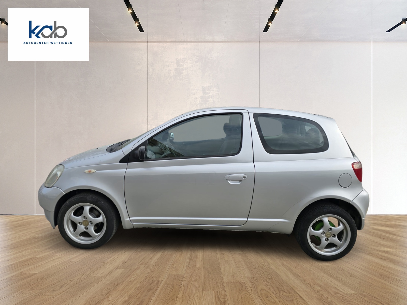 TOYOTA Yaris 1.3 Linea Luna-image-7