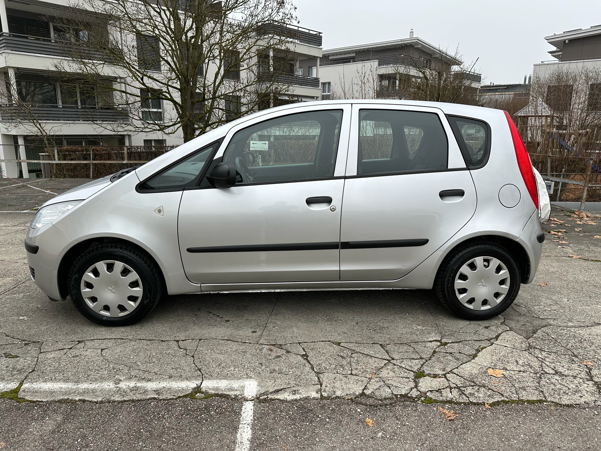 MITSUBISHI Colt 1.3 16V Invite-image-3