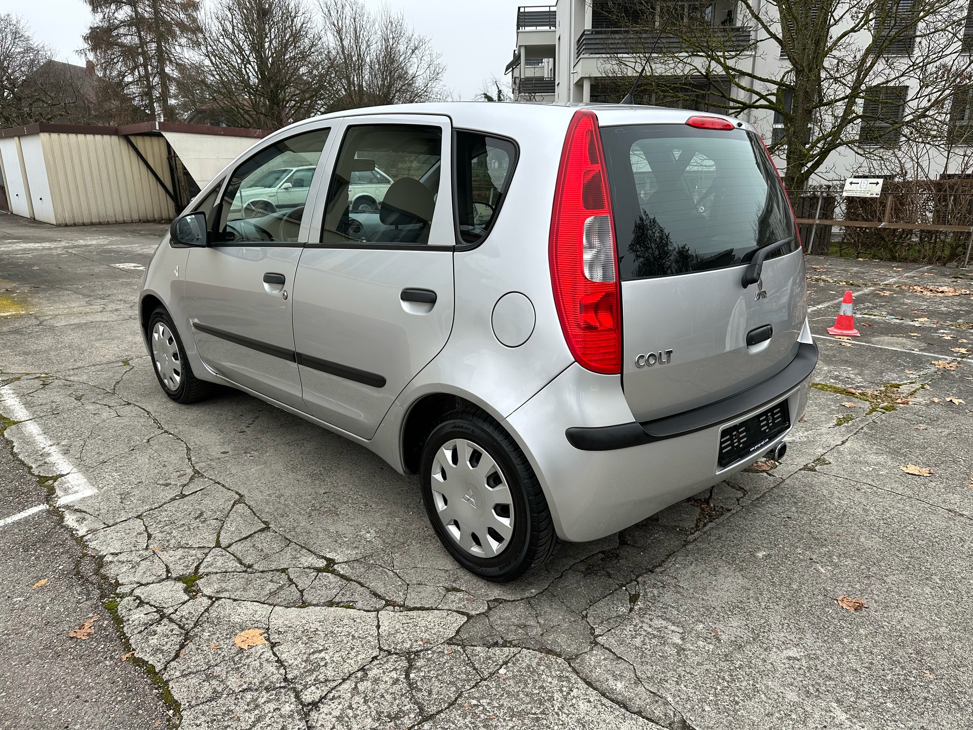 MITSUBISHI Colt 1.3 16V Invite-image-14