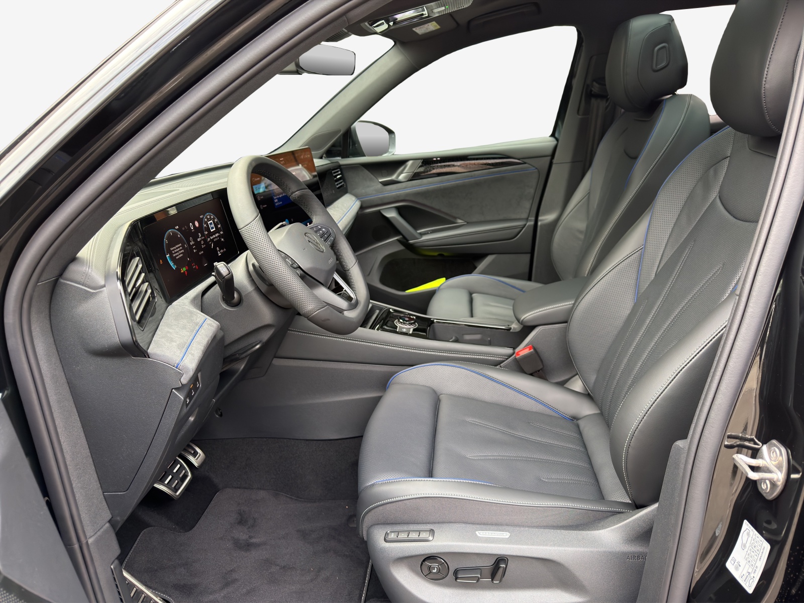 VW Tiguan 2.0 TDI SCR R-Line 4Motion DSG-image-7