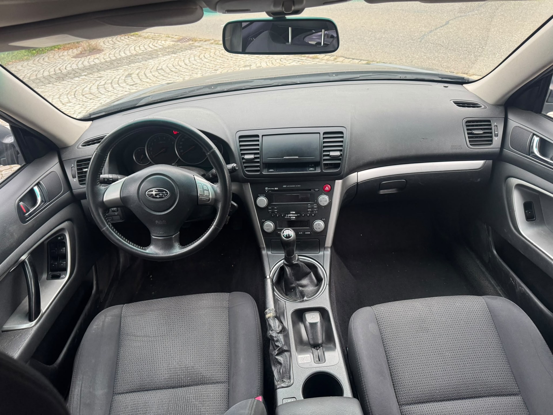 SUBARU Legacy 2.0R AWD Classic-image-12