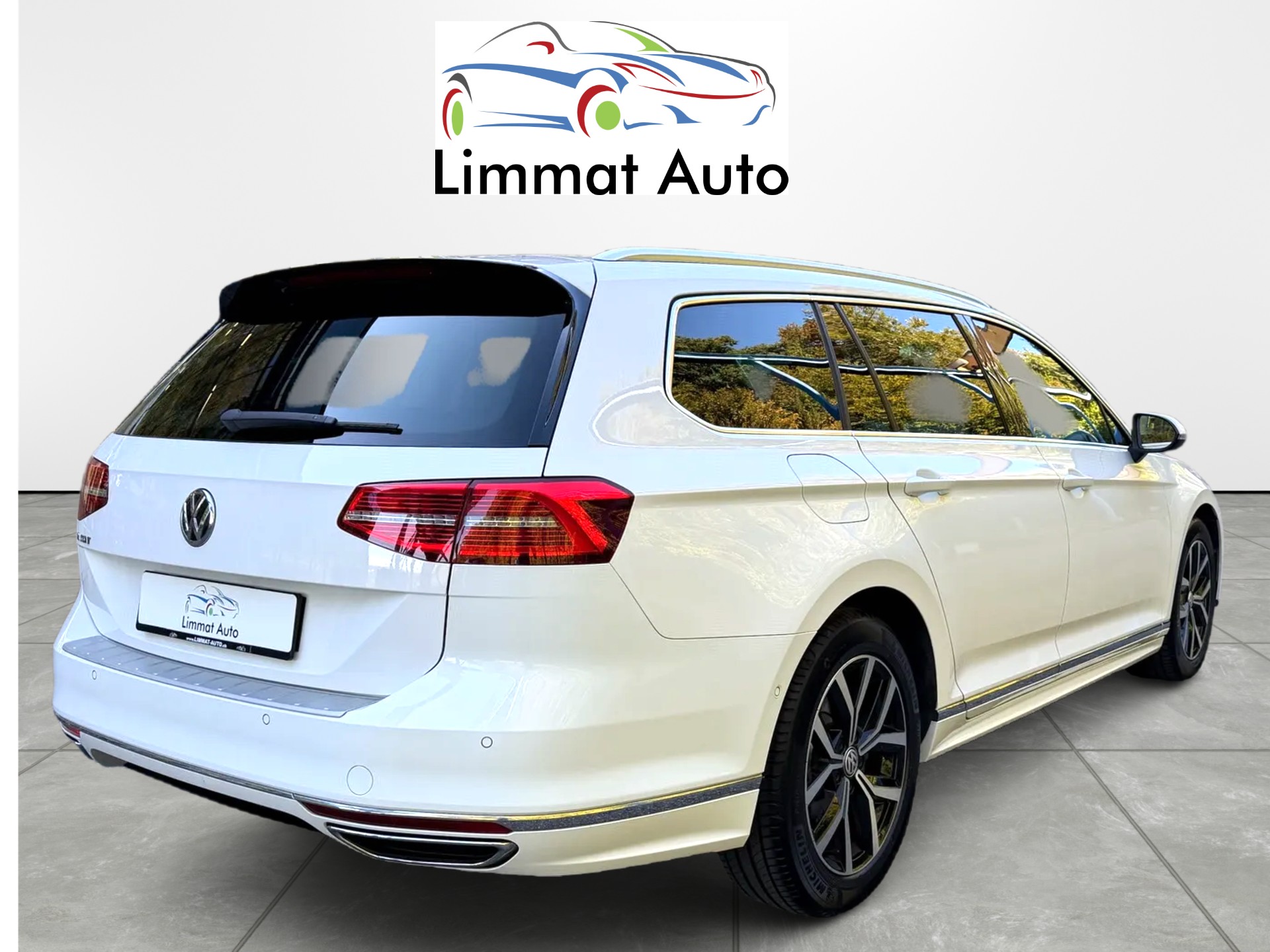 VW Passat Variant 2.0 TDI Highline-image-5
