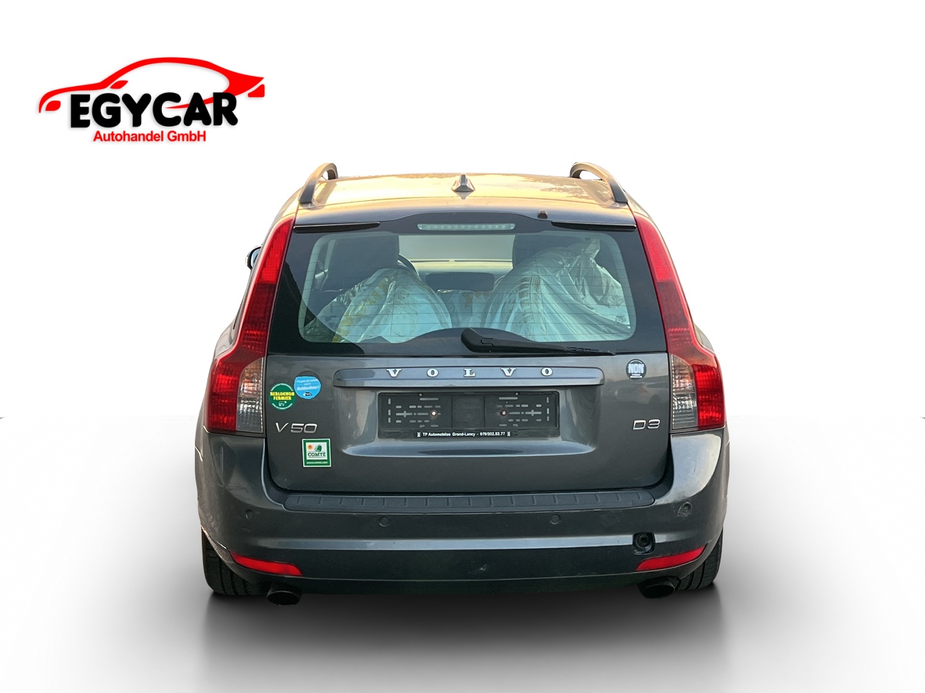 VOLVO V50 D3-image-3