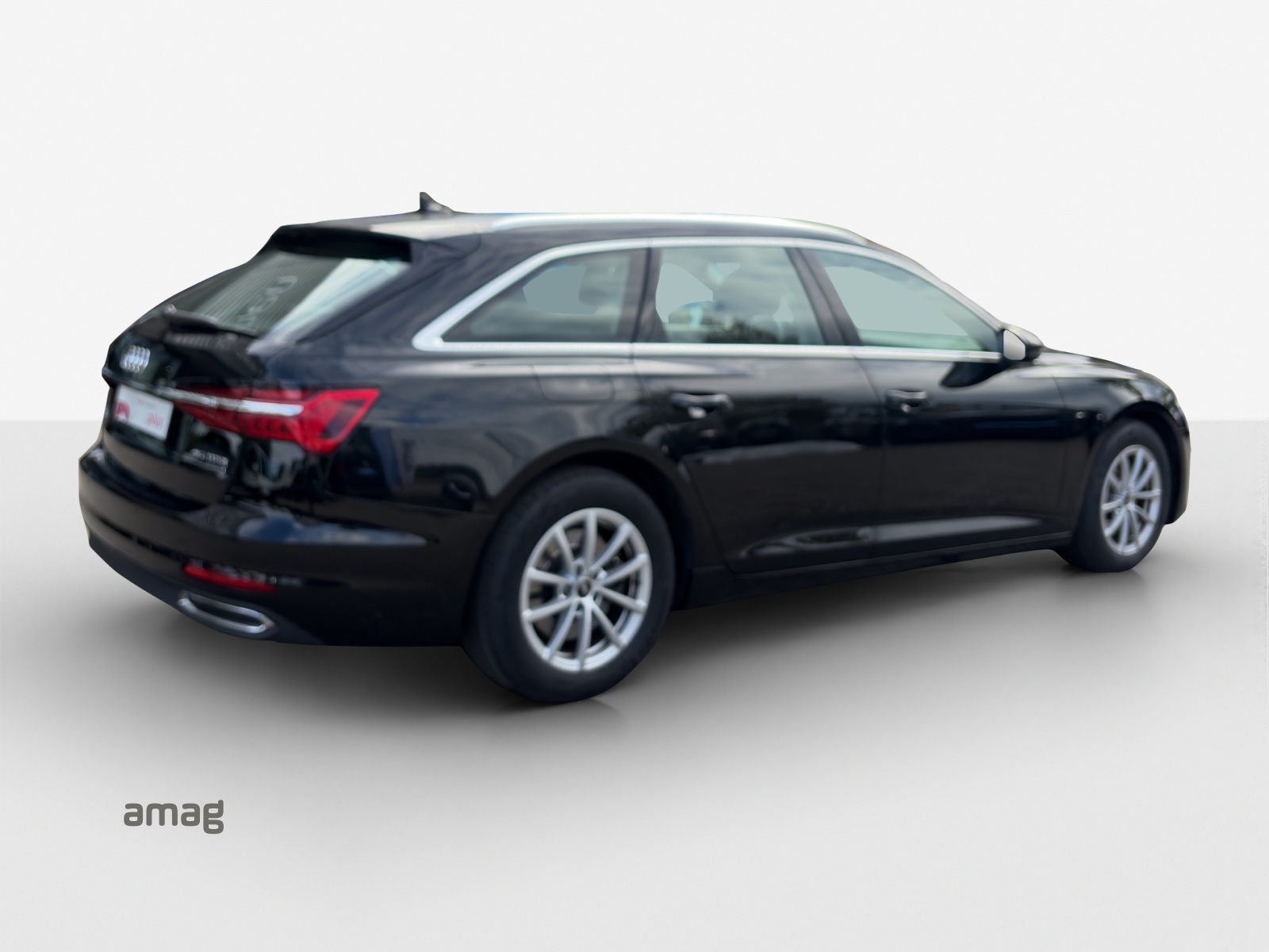 AUDI A6 Avant 45 TFSI quattro S-tronic-image-4