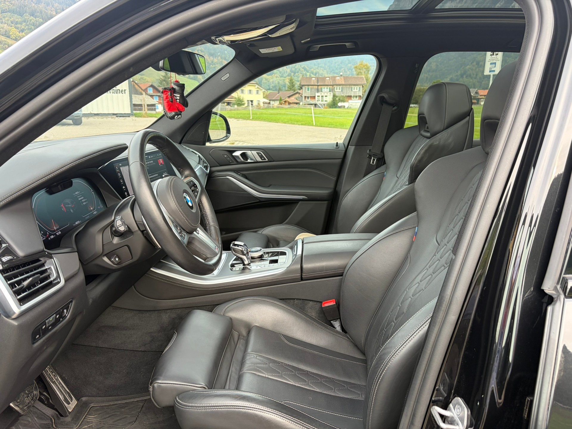 BMW 40d xDrive-image-3