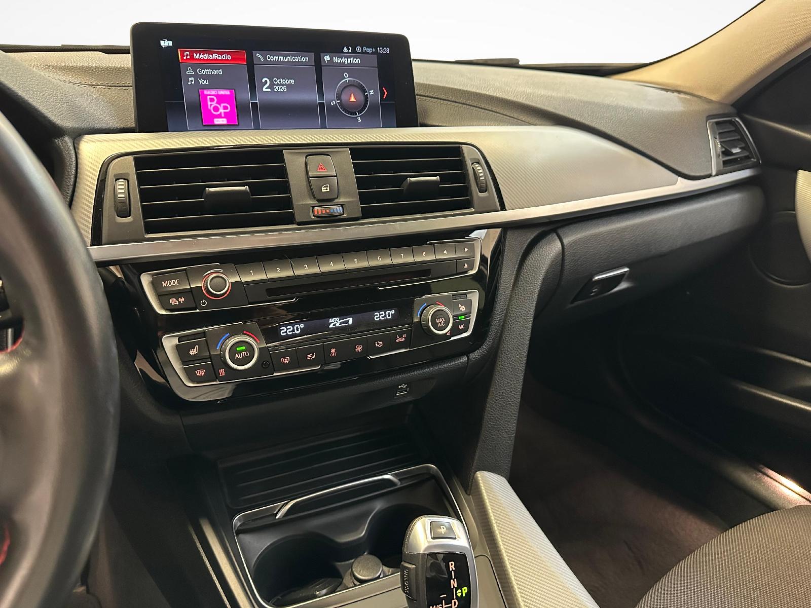 BMW 3er Reihe F31 Touring 320i xDrive-image-7