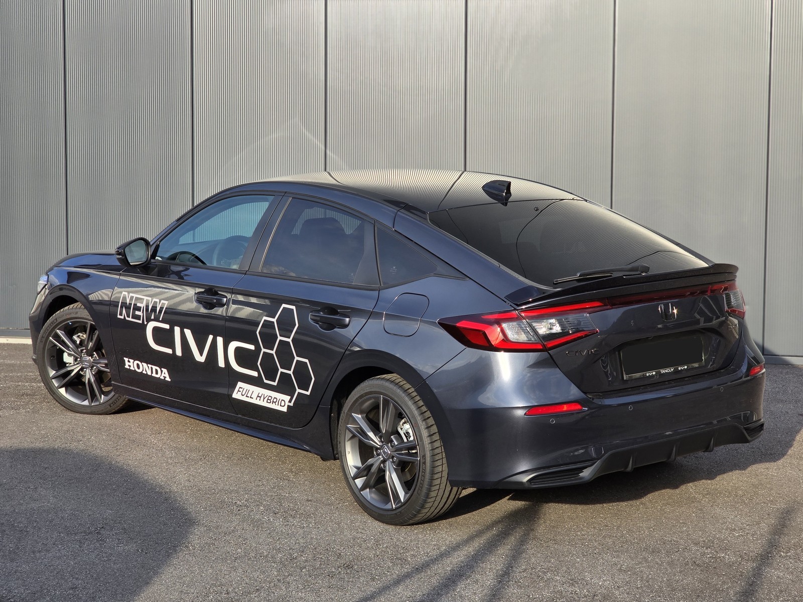 Honda Civ 2.0 i-MMD HEV Sport — photo 2