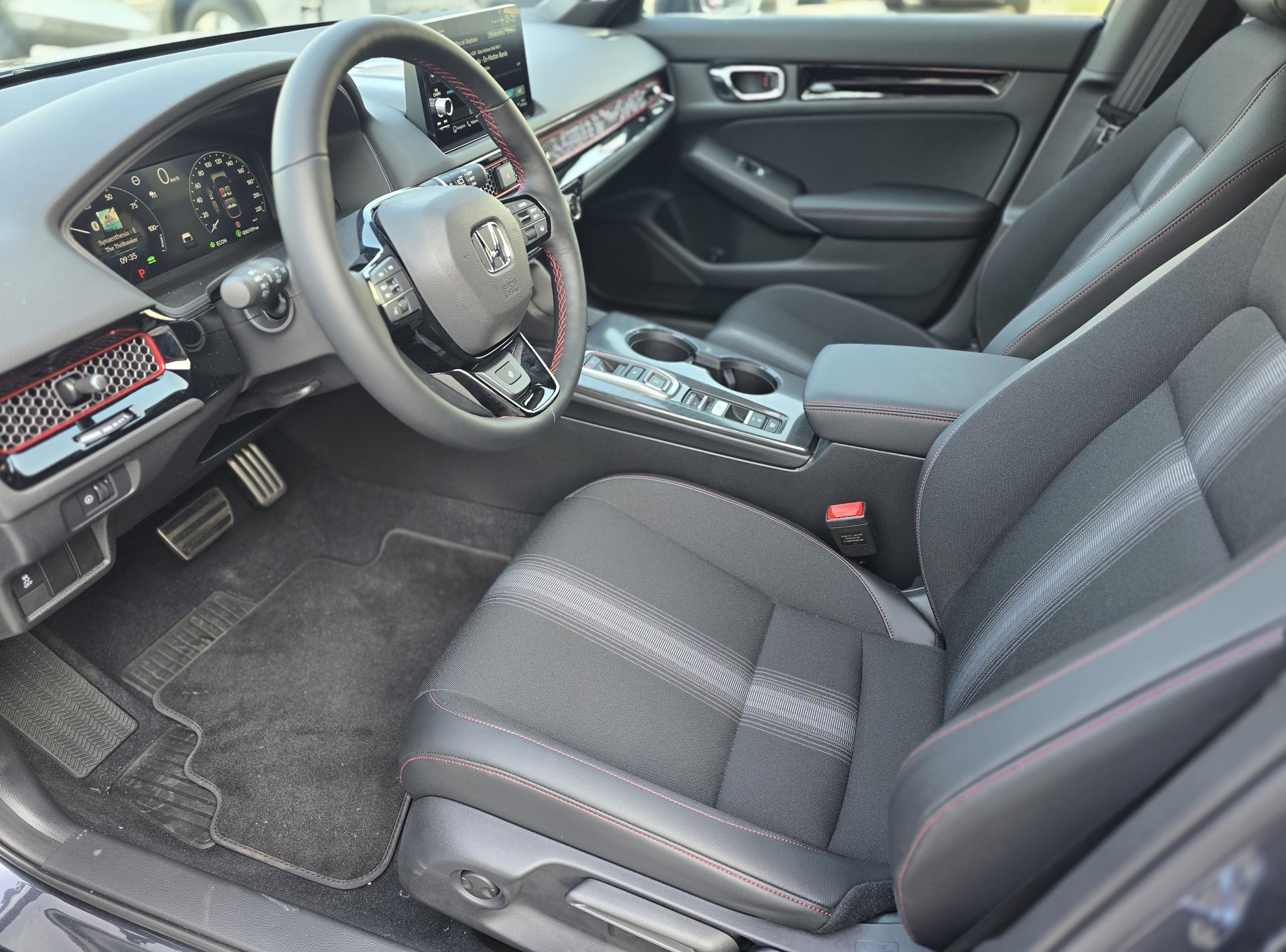 HONDA Civ 2.0 i-MMD HEV Sport-image-2