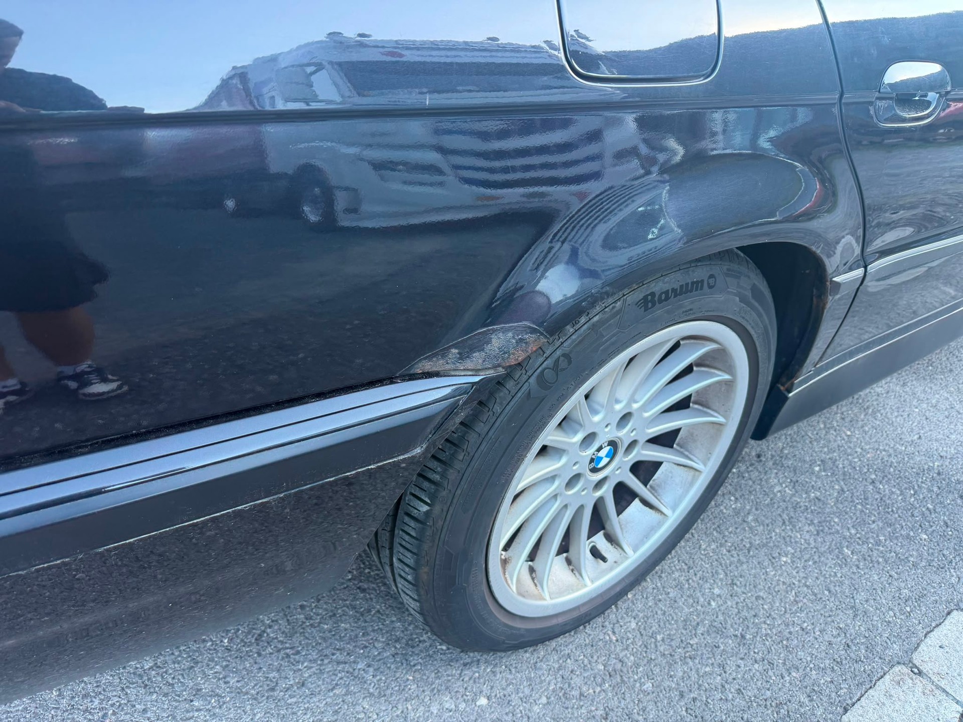 BMW 740i-image-13