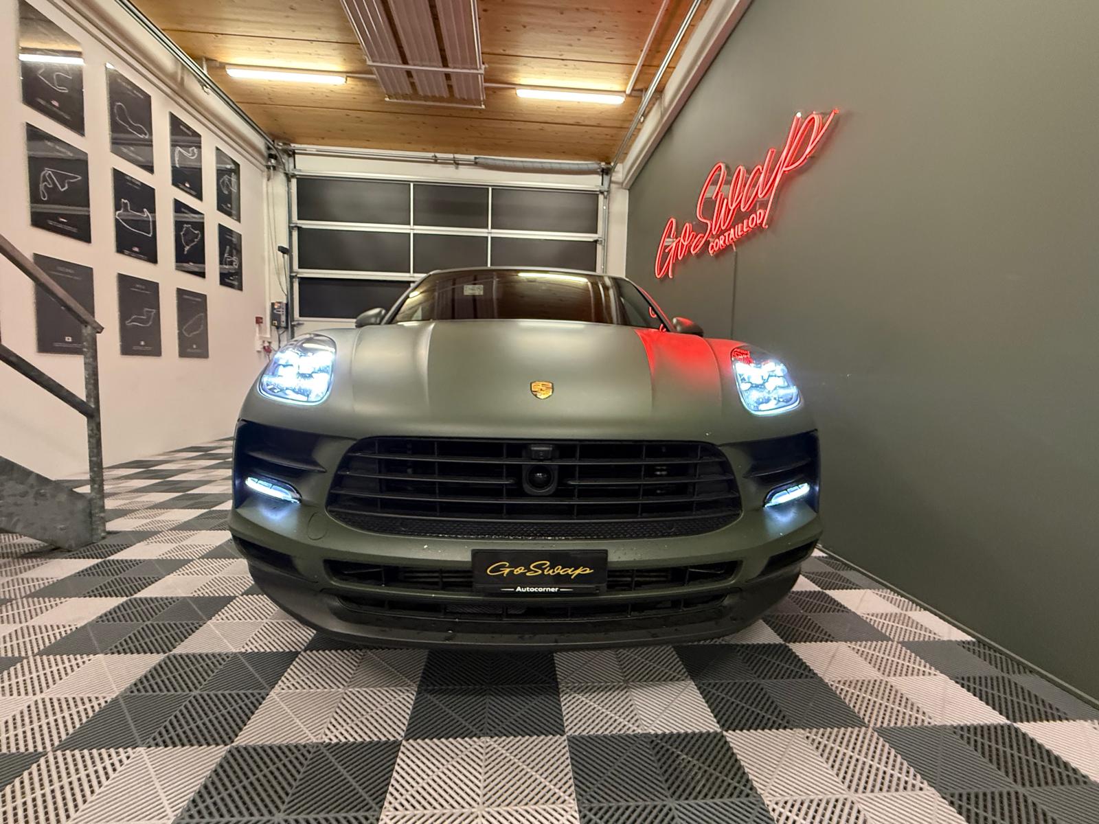 PORSCHE Macan PDK-image-8