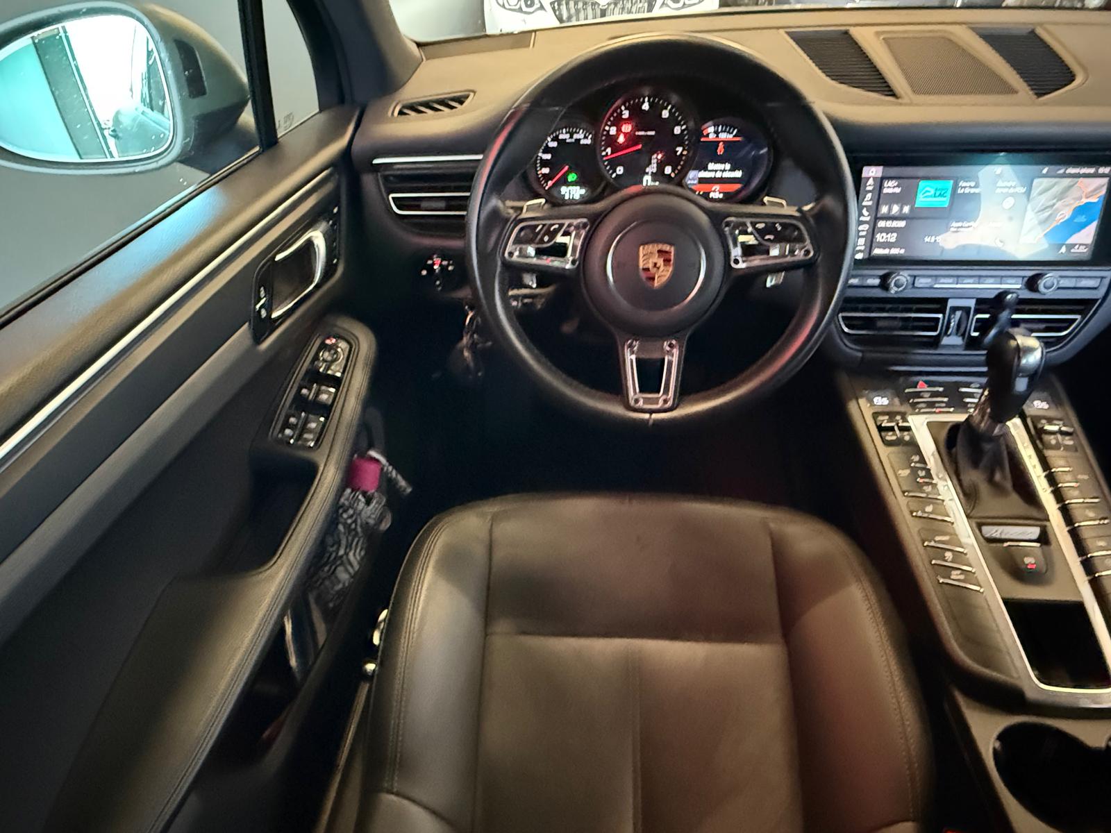 PORSCHE Macan PDK-image-17
