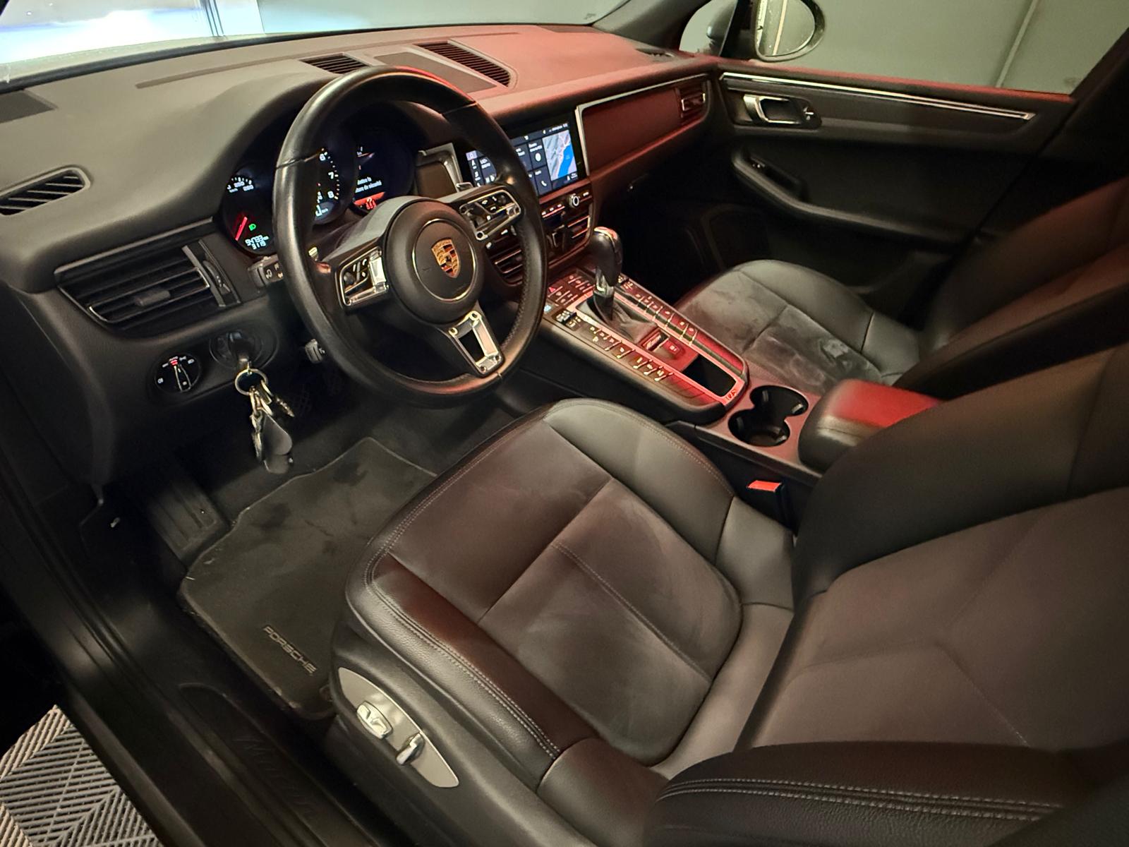 PORSCHE Macan PDK-image-1