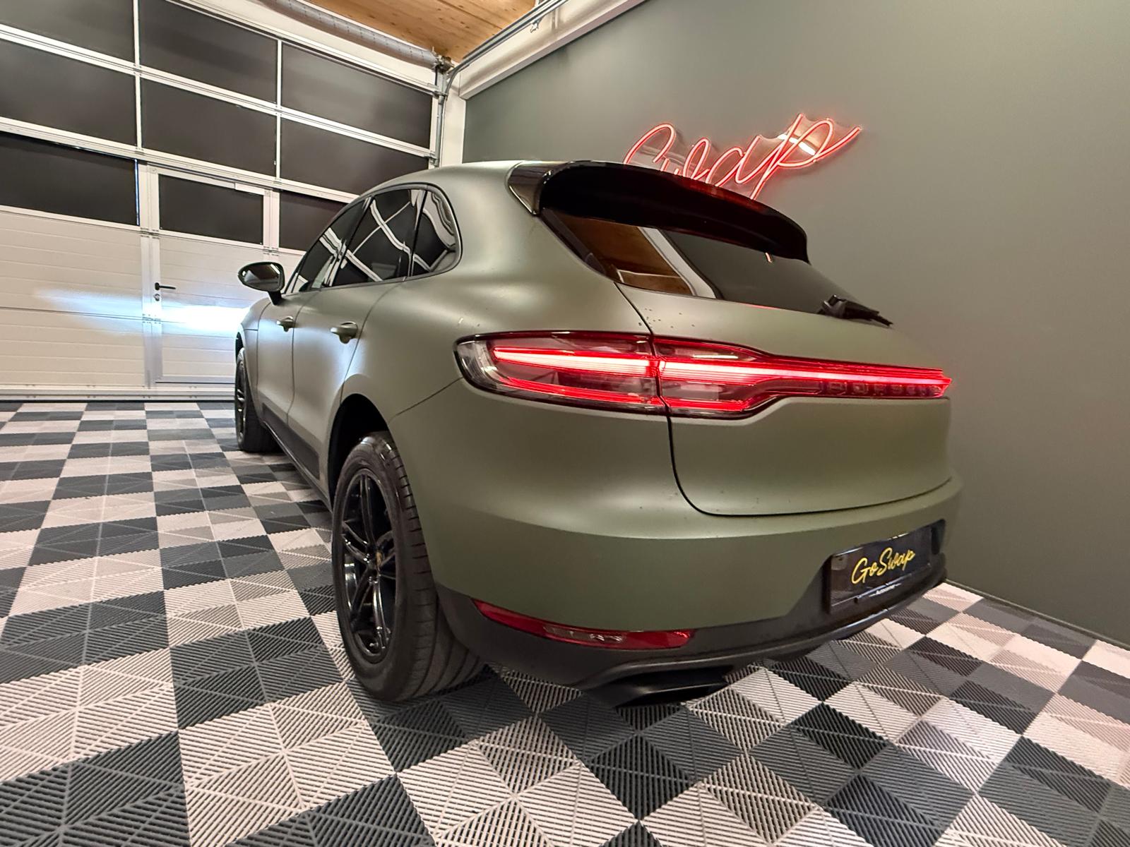 PORSCHE Macan PDK-image-3
