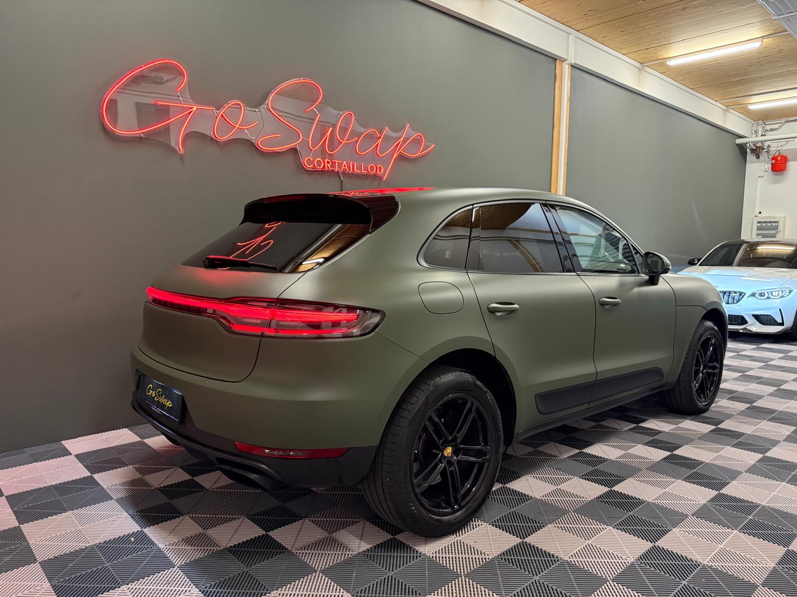 PORSCHE Macan PDK-image-5