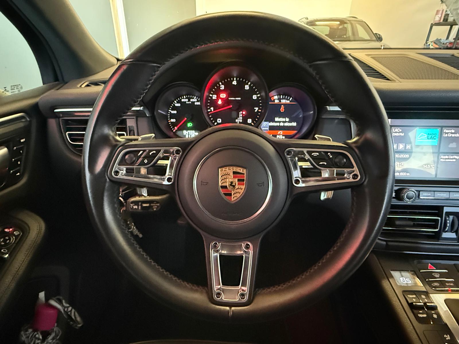 PORSCHE Macan PDK-image-18