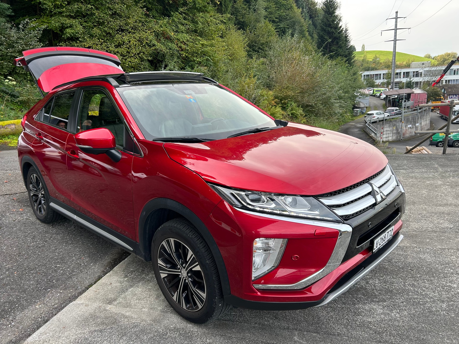 MITSUBISHI Eclipse Cross 1.5 T-Mivec Diamond 4WD CVT-image-1