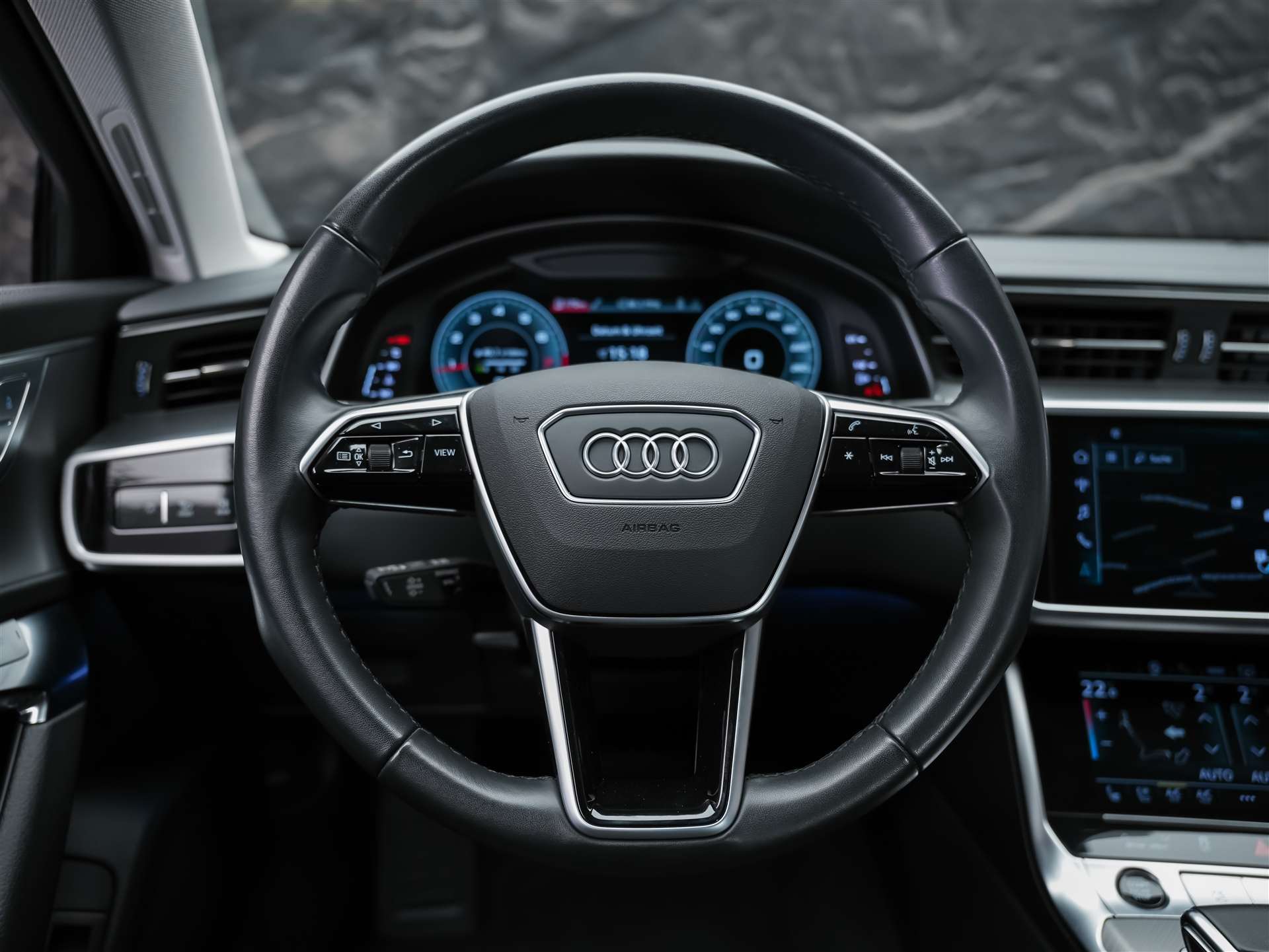 AUDI A6 Avant 45 TFSI Design S-tronic *21" Felgen*LEDER*Sitzlüftung*Assistenzpaket Tour*-image-27
