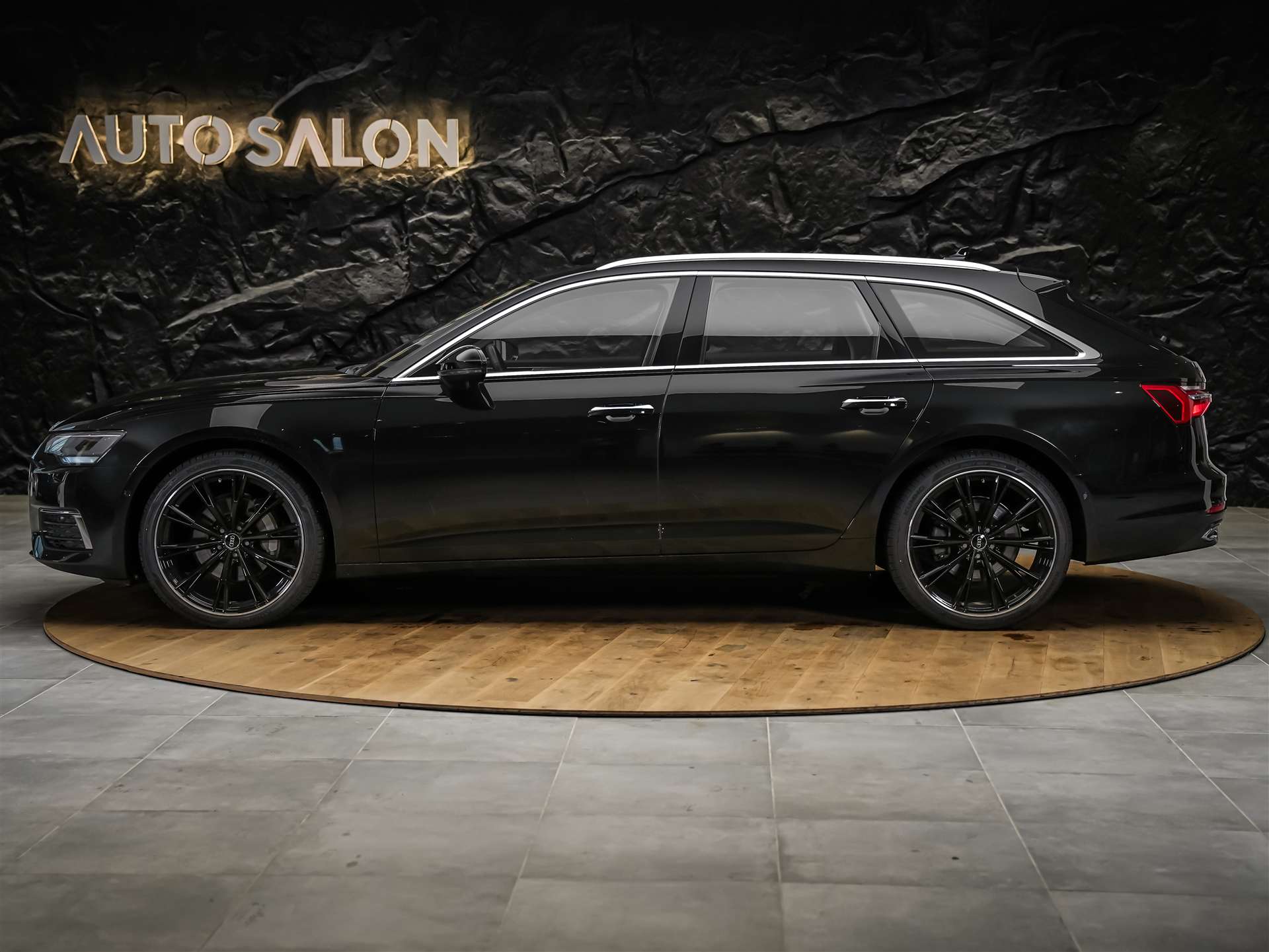 AUDI A6 Avant 45 TFSI Design S-tronic *21" Felgen*LEDER*Sitzlüftung*Assistenzpaket Tour*-image-2