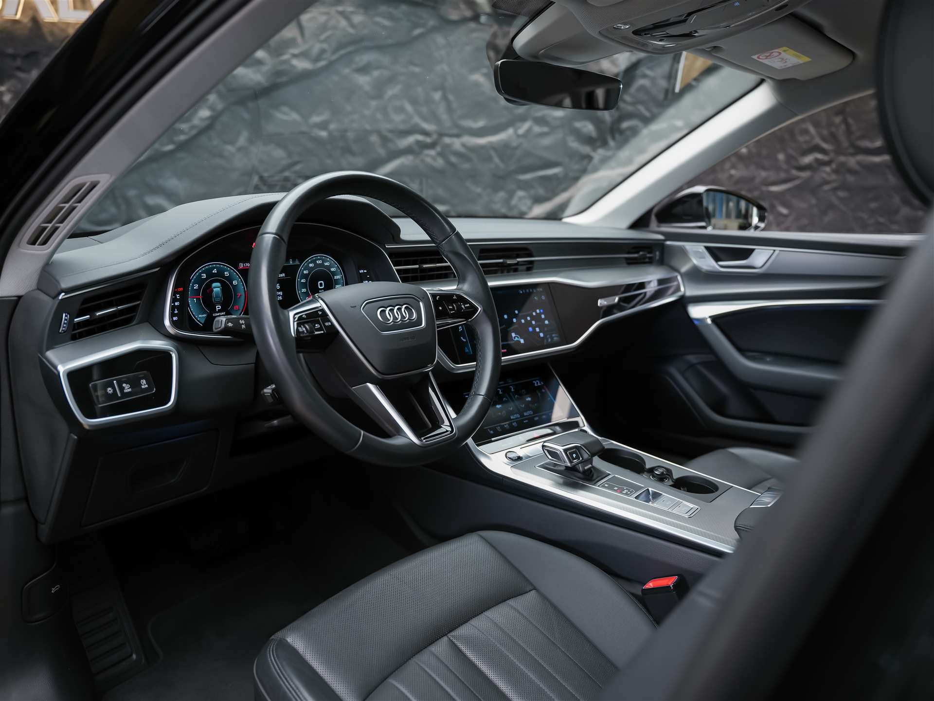 AUDI A6 Avant 45 TFSI Design S-tronic *21" Felgen*LEDER*Sitzlüftung*Assistenzpaket Tour*-image-8