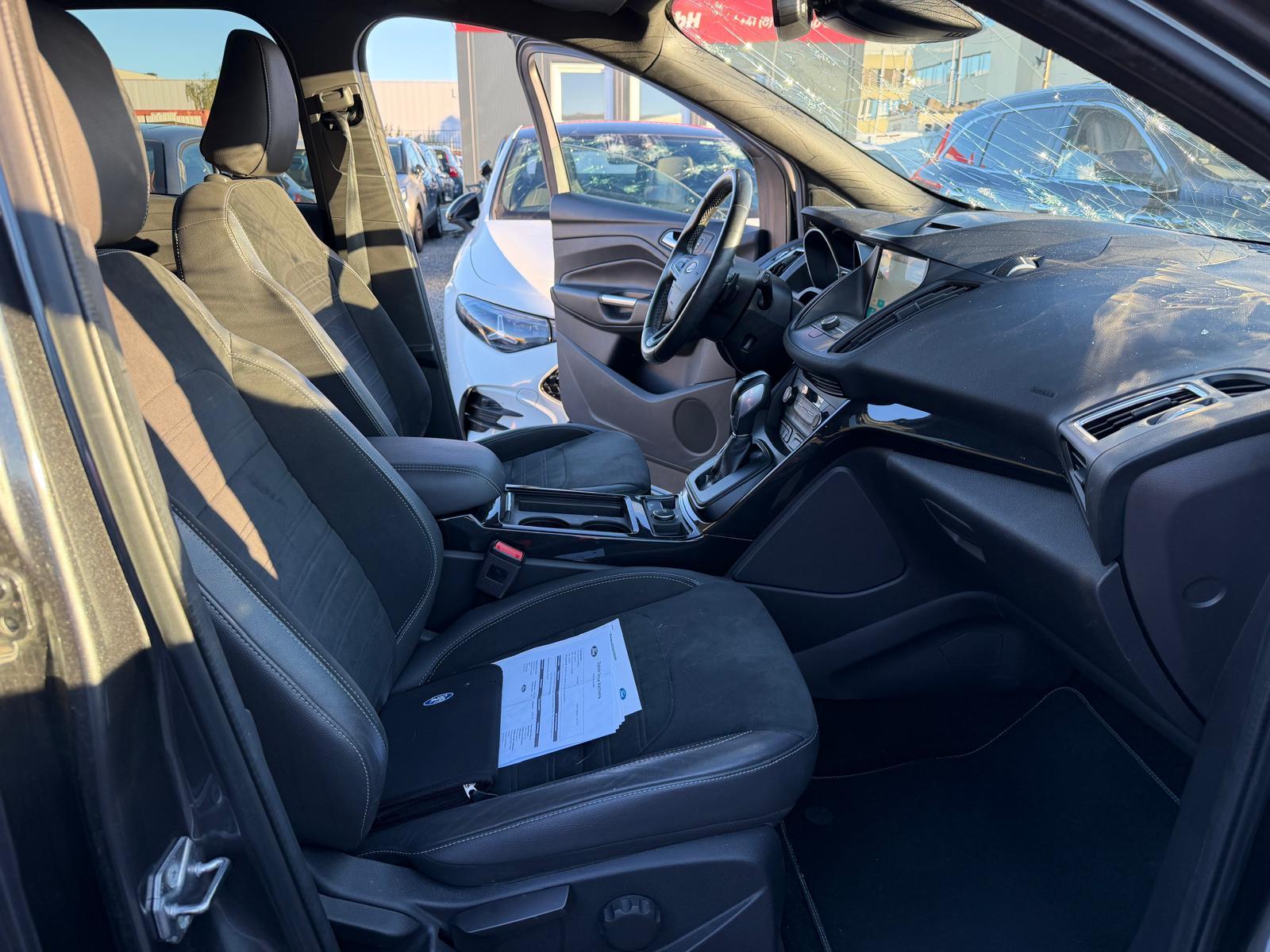 FORD Kuga 2.0 TDCi 180 ST-Line FPS-image-8