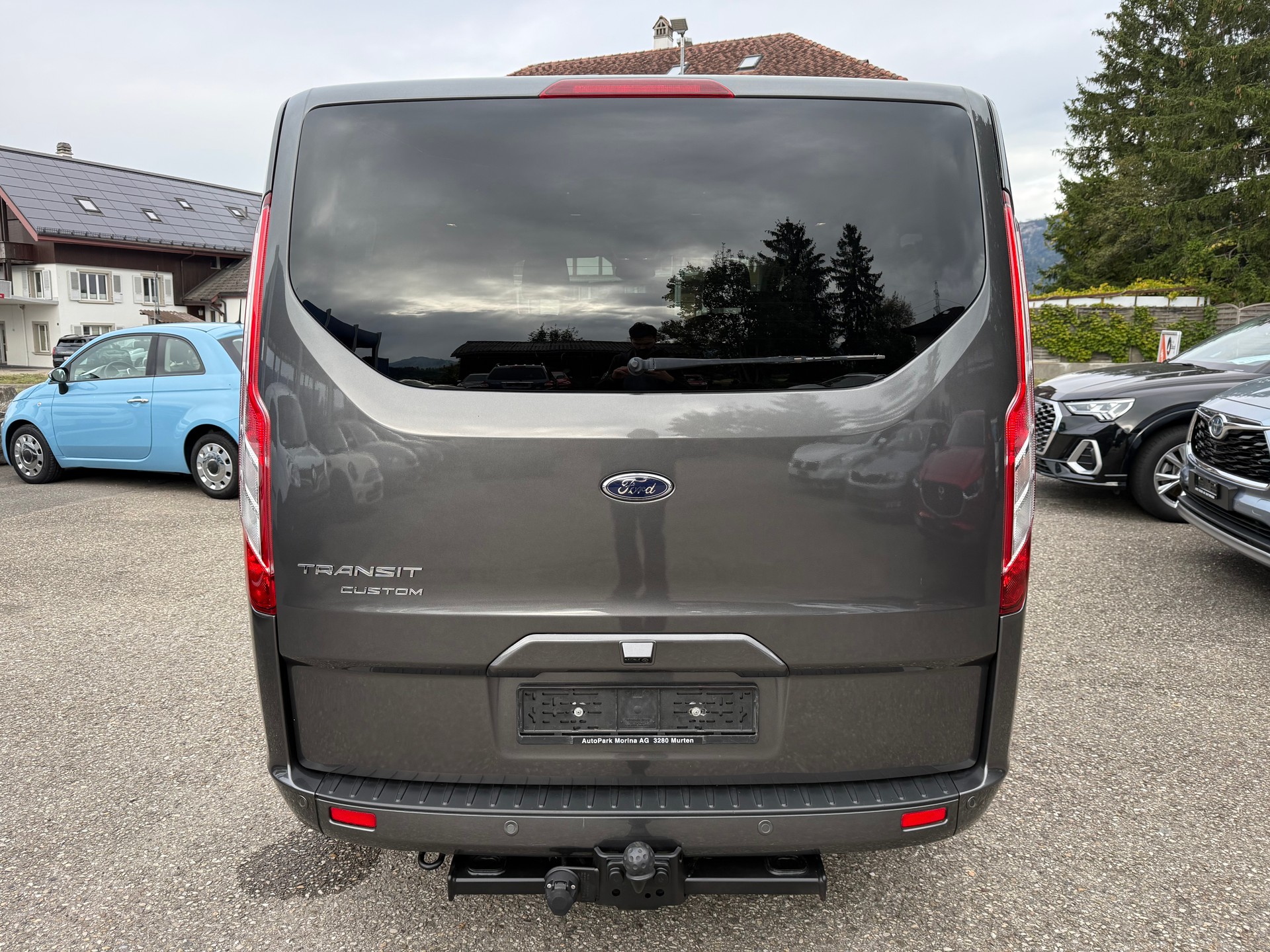 FORD Tourneo Custom 320 L1H1 Titanium X A-image-5