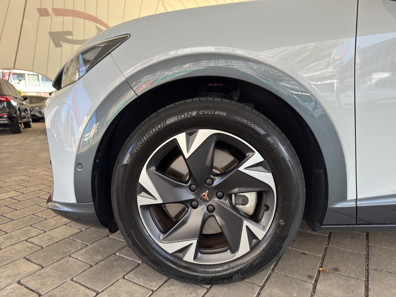 CUPRA Tavascan EDGE TYPE 4 77 kWh 286PS*-image-5