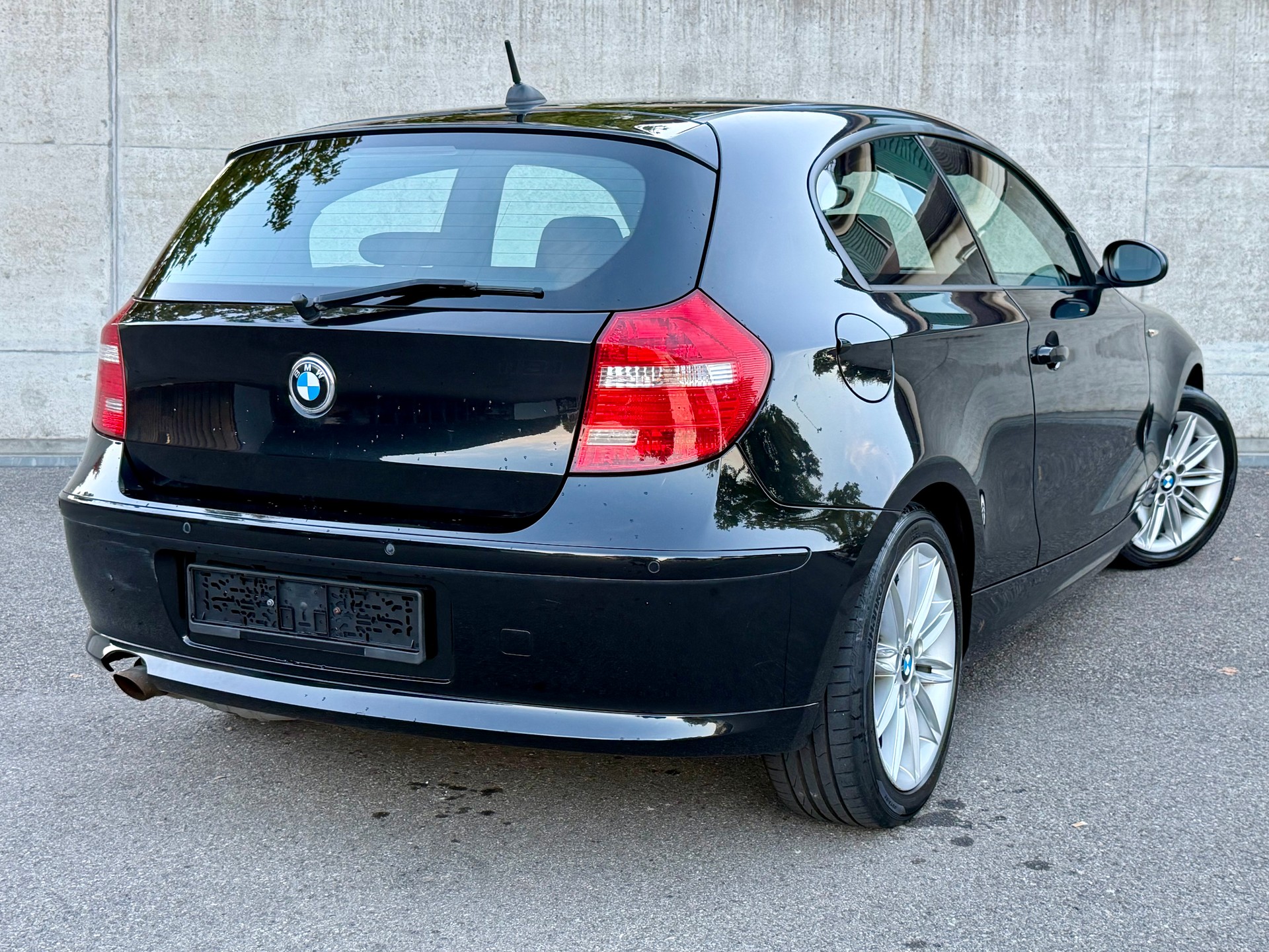 BMW 118i M-Sportpacket-image-2
